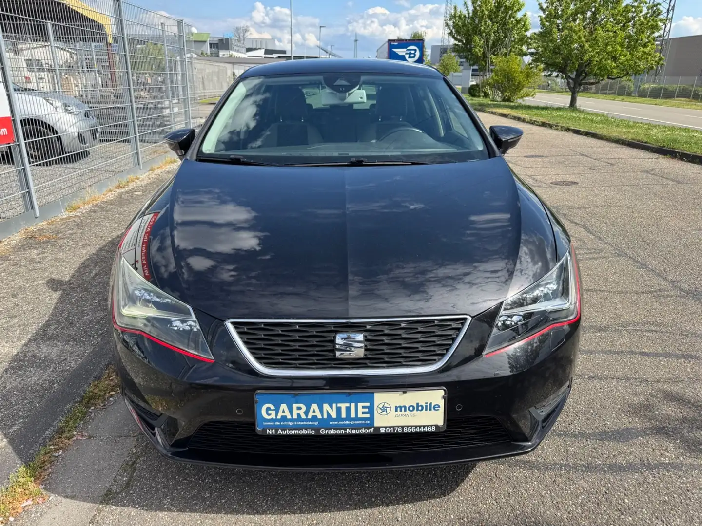 SEAT Leon Style*LED*Automatik*Tempomat*PDC* Zwart - 2
