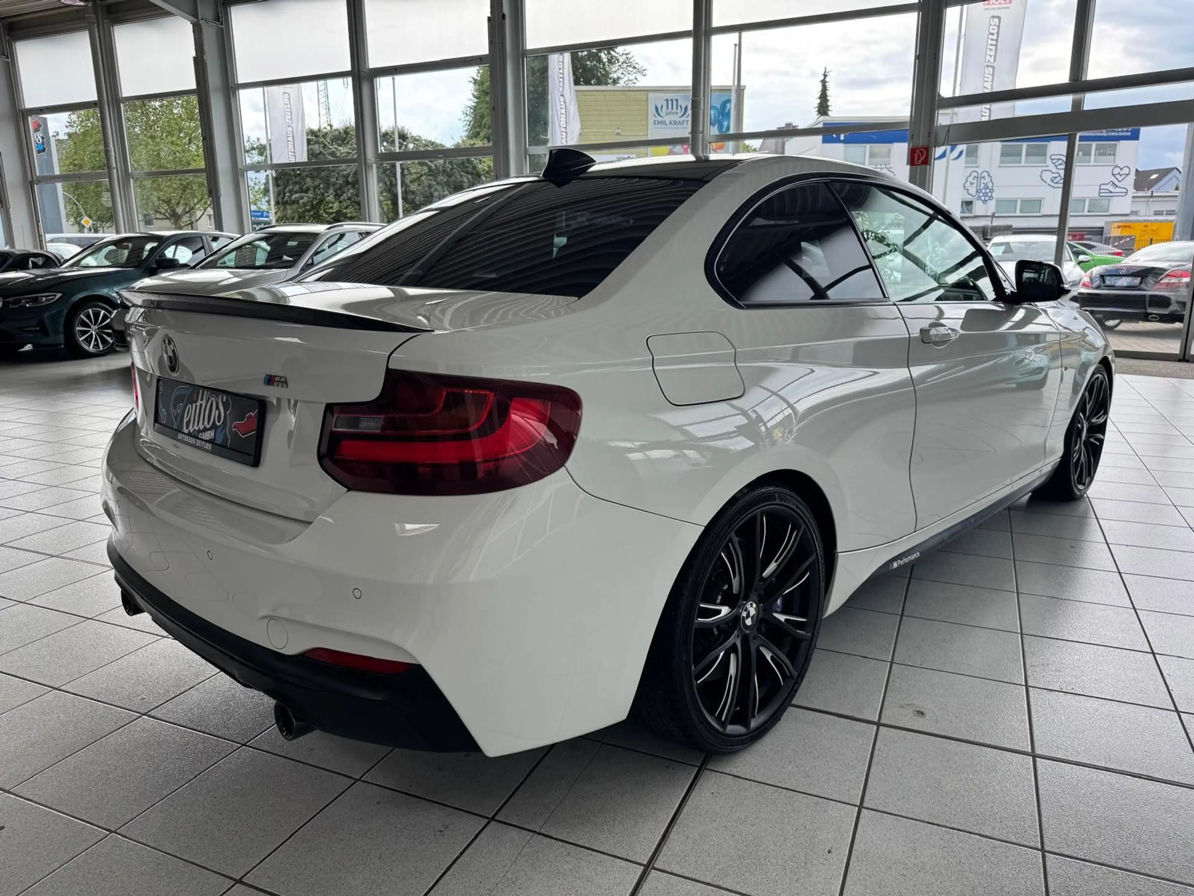 BMW 235 X-Drive *PDC*NAVI*SHZ*LEDER*XENON*ALU* — photo 5