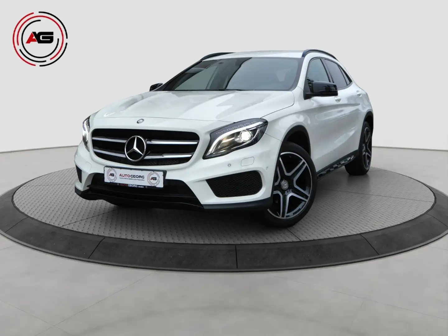 Mercedes-Benz GLA 200 d 4Matic AUT. AMG NAVI PDC SHZ NIGHT AHK Alb - 1