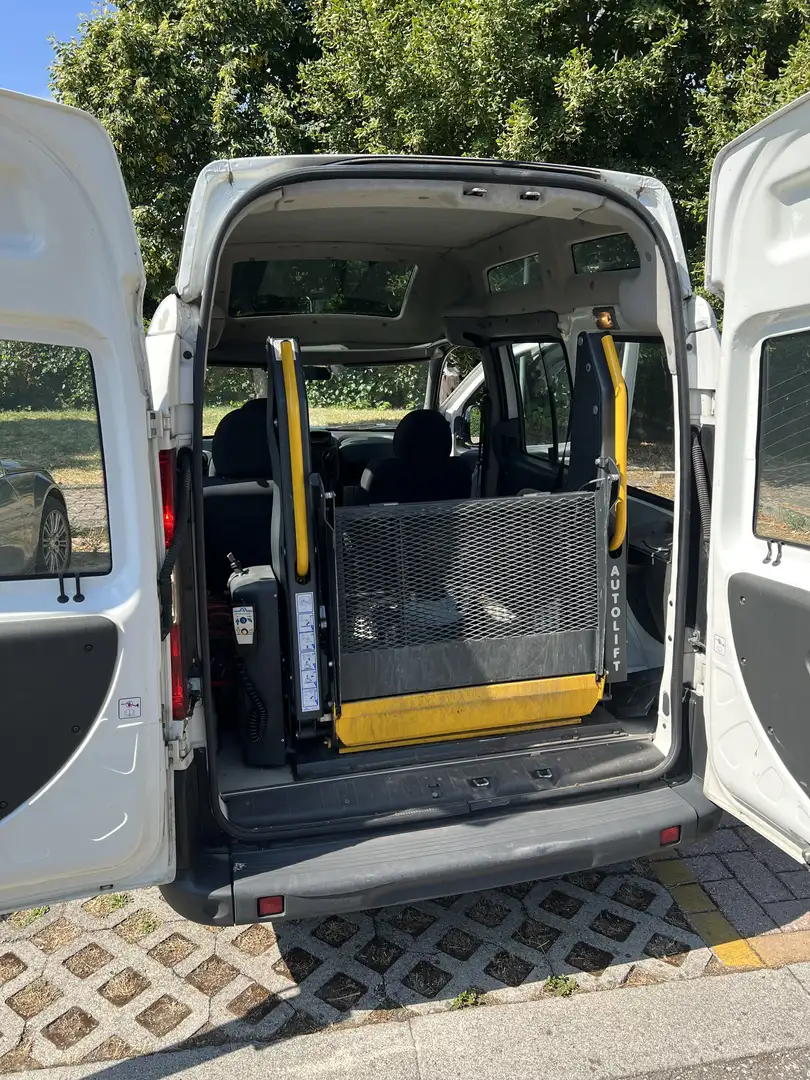 Fiat Doblo 1.9 mjt Malibu 120cv veicolo per trasporto disa - 2