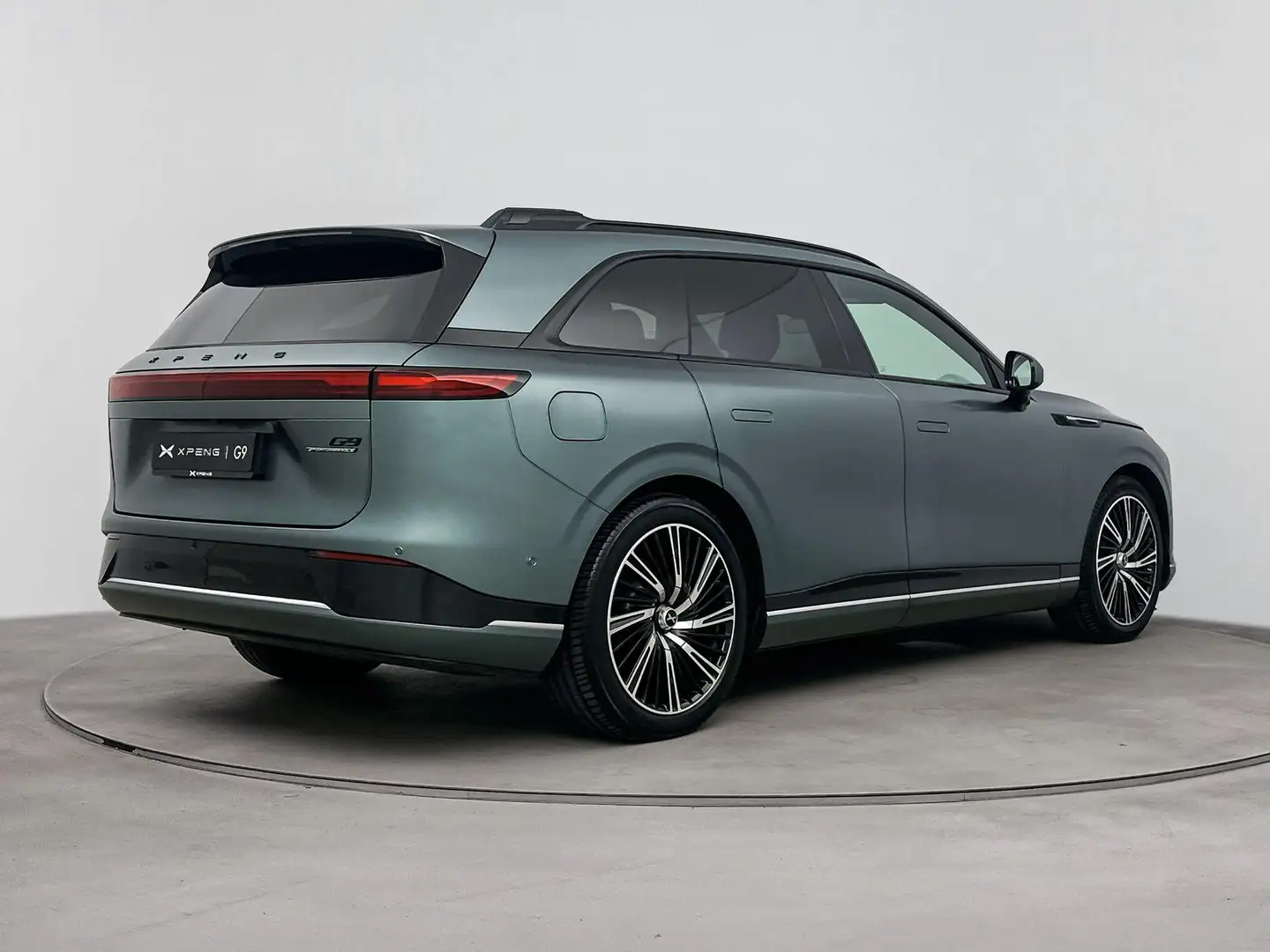 Xpeng G9 AWD Performance 98 kWh Luchtvering | Panaramodak Zielony - 2