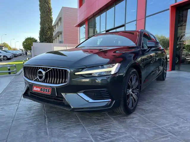 Volvo V60 view 11