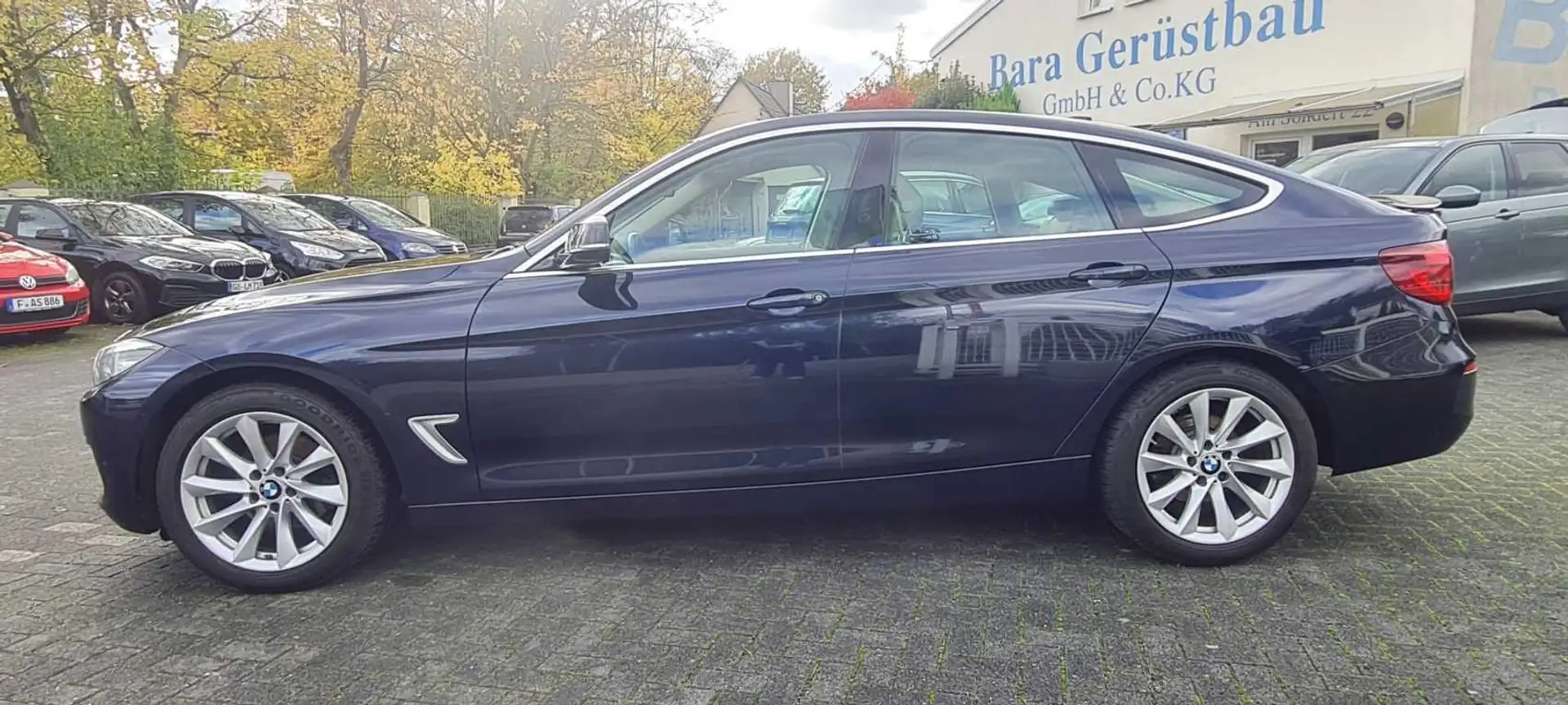 BMW 320 320 d Sport Line/Wunderschön/2.Hand/BMW Scheckh Bleu - 2