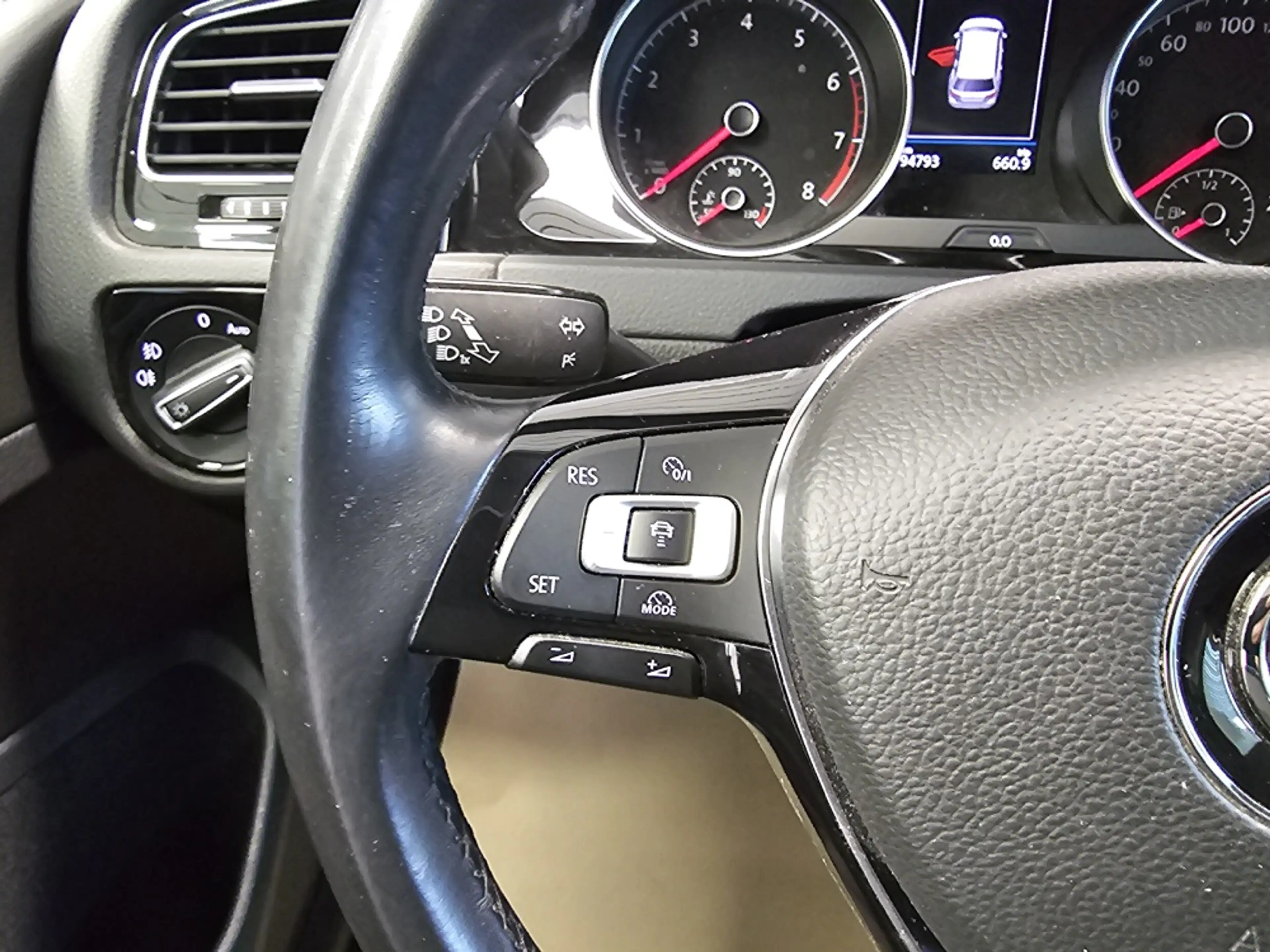 Volkswagen Golf Variant Highline PDC,Navi,Sitzheizung,LED — photo 19