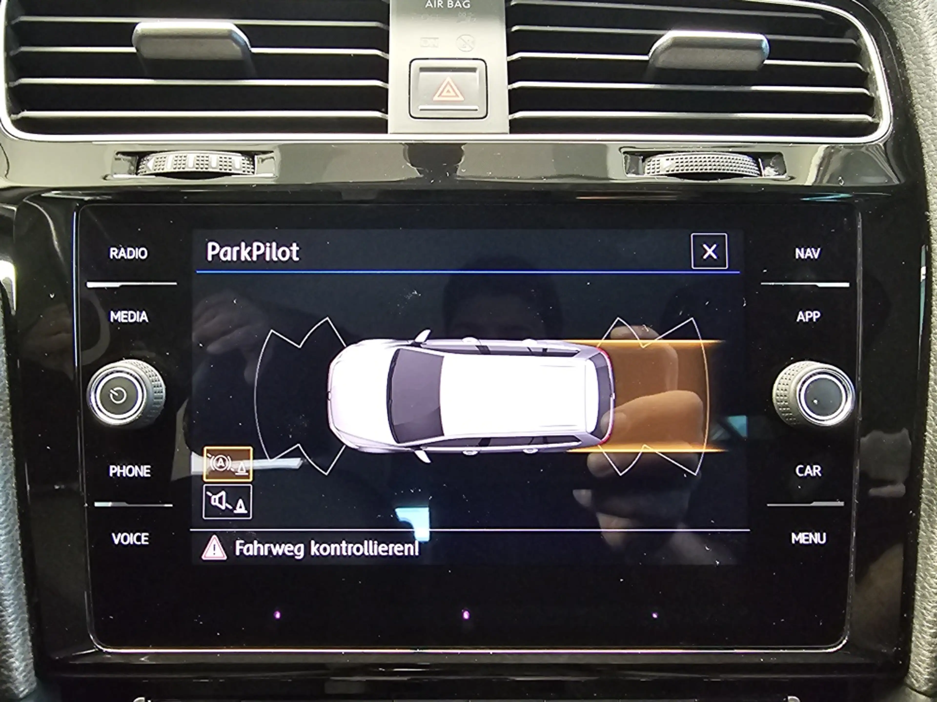 Volkswagen Golf Variant Highline PDC,Navi,Sitzheizung,LED — photo 17