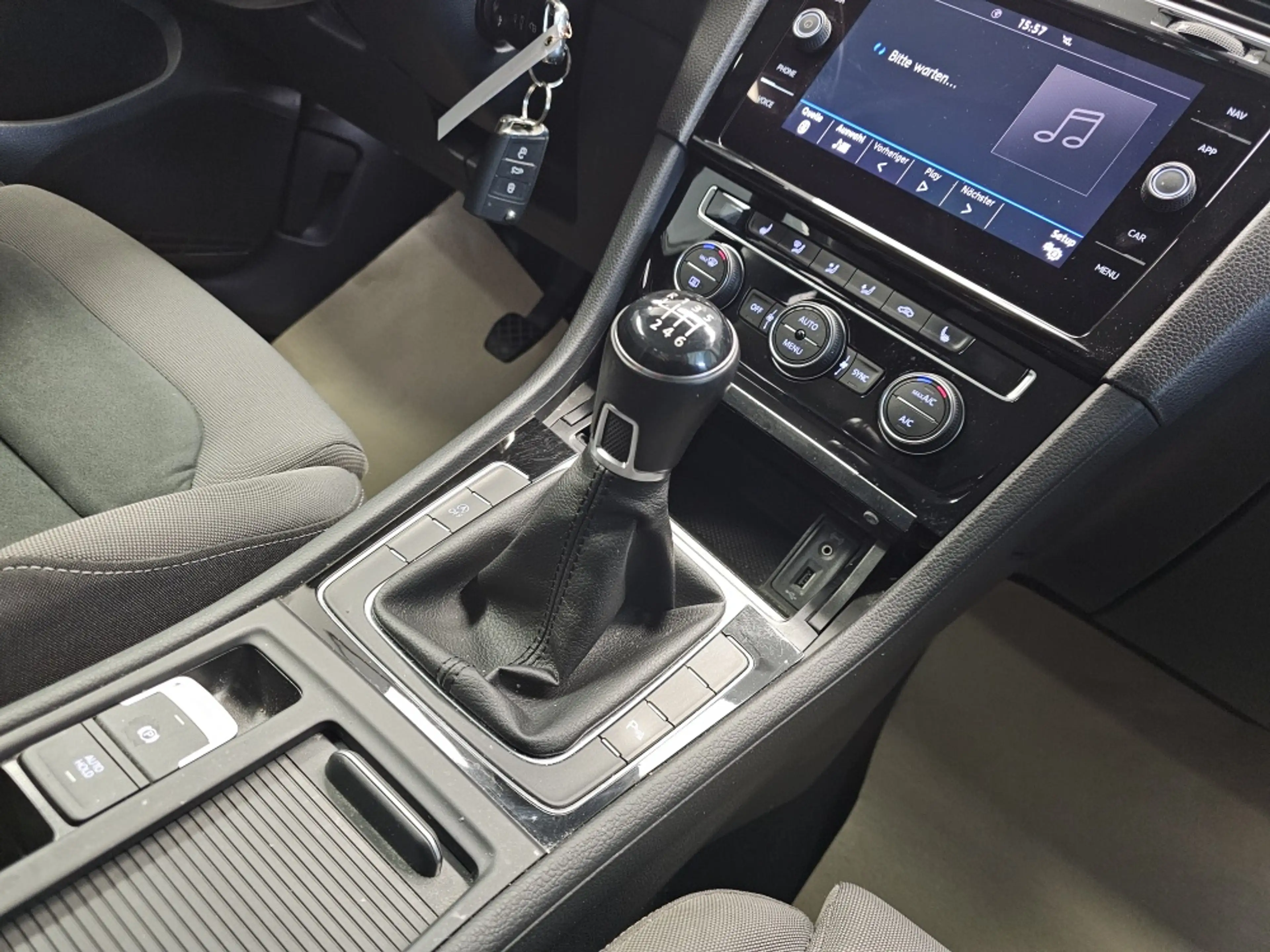 Volkswagen Golf Variant Highline PDC,Navi,Sitzheizung,LED — photo 8