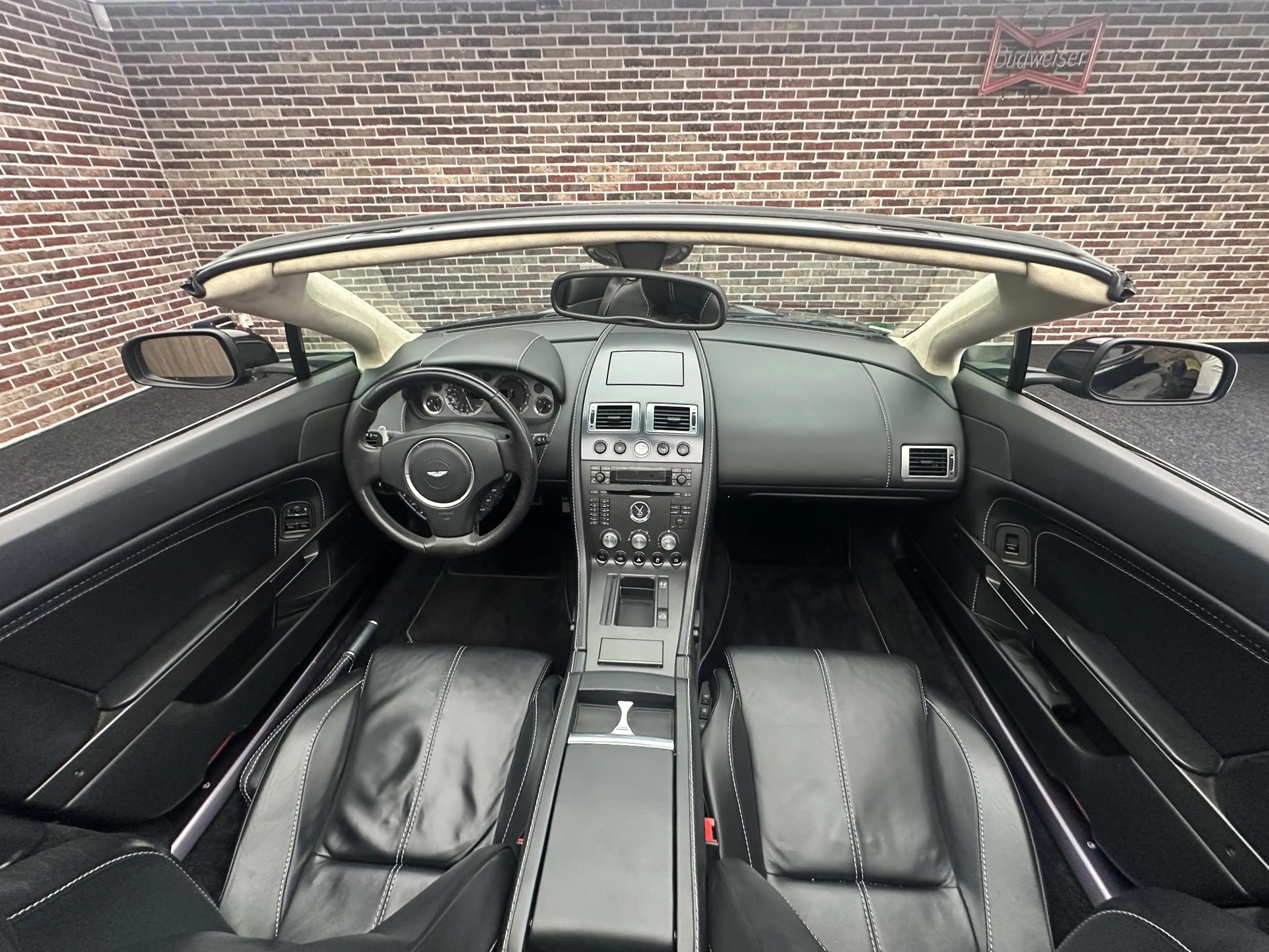 Aston Martin Vantage V8 Roadster 4.3 V8 Sportshift — photo 9