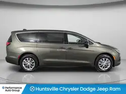 Chrysler Pacifica 2027