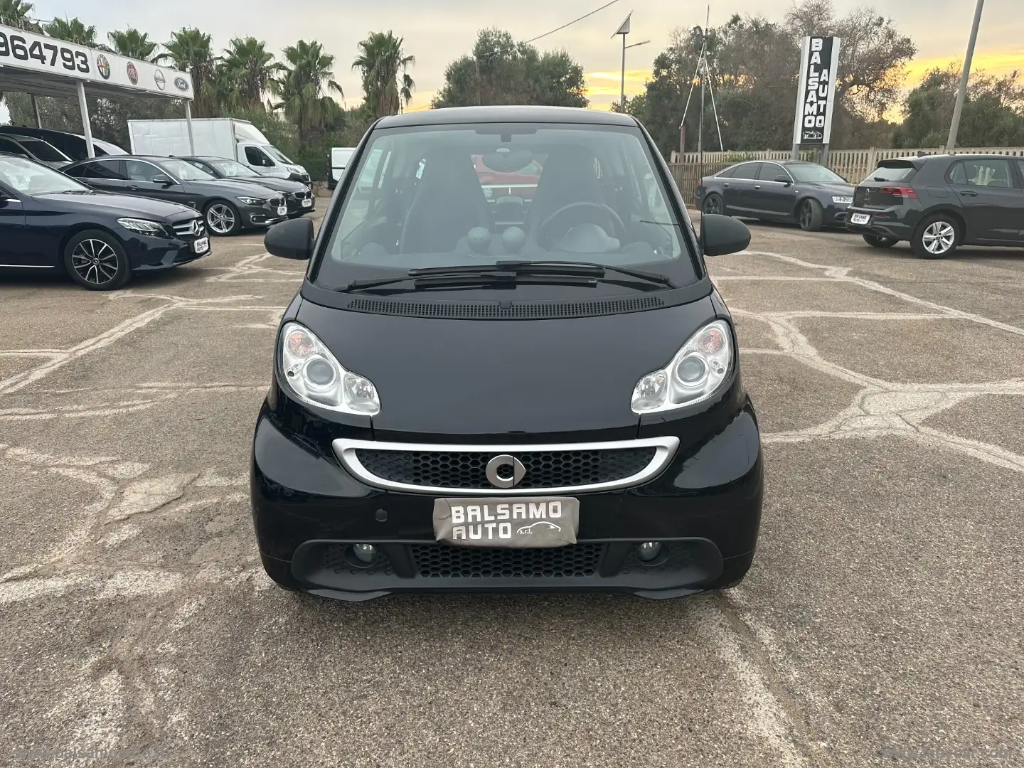 smart forTwo 1000 52 kW MHD coupé Special One Nero - 2