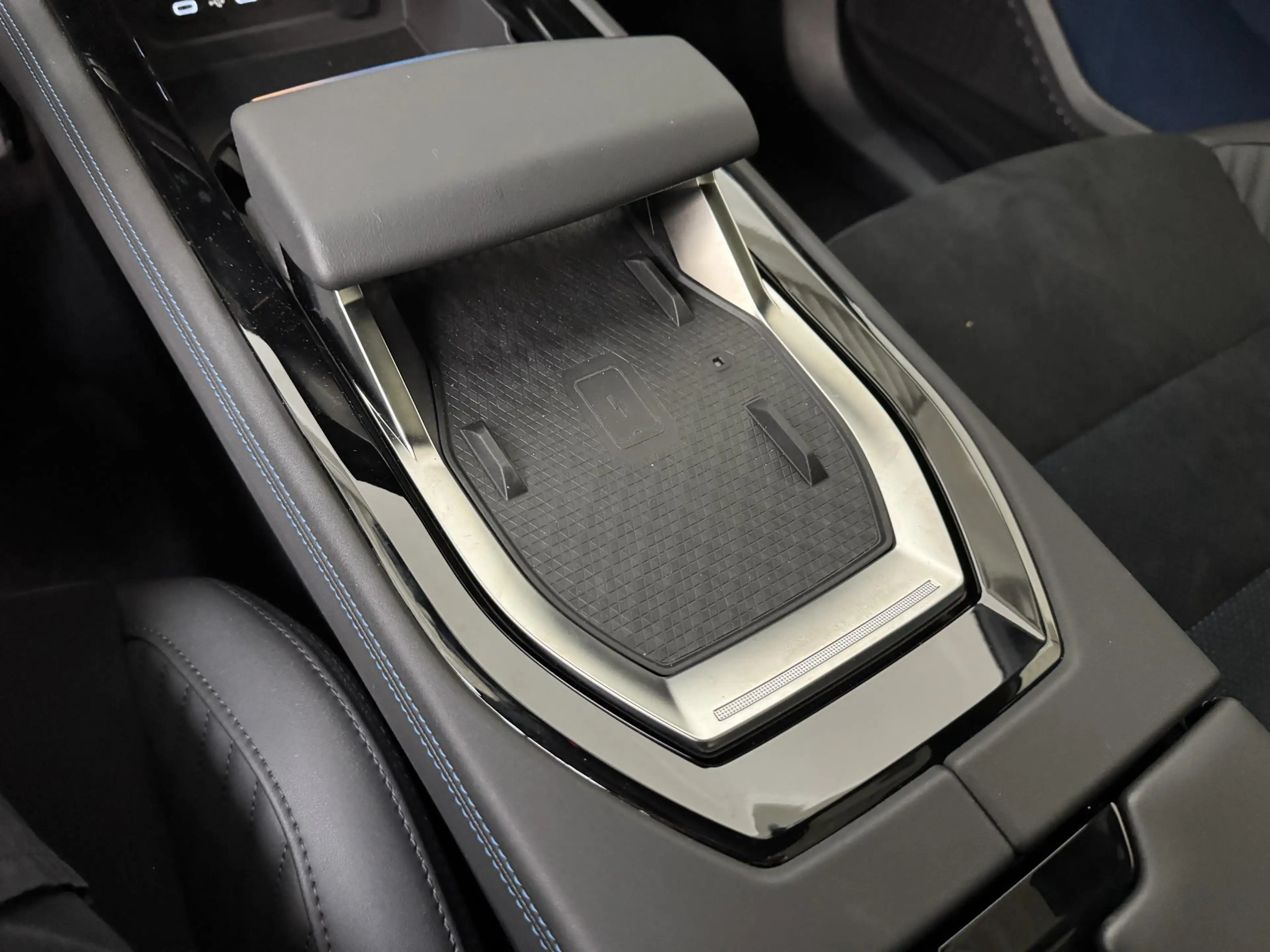 Renault Rafale 1.2 E-Tech full hybrid 200 esprit Alpine VOORRAAD — photo 37