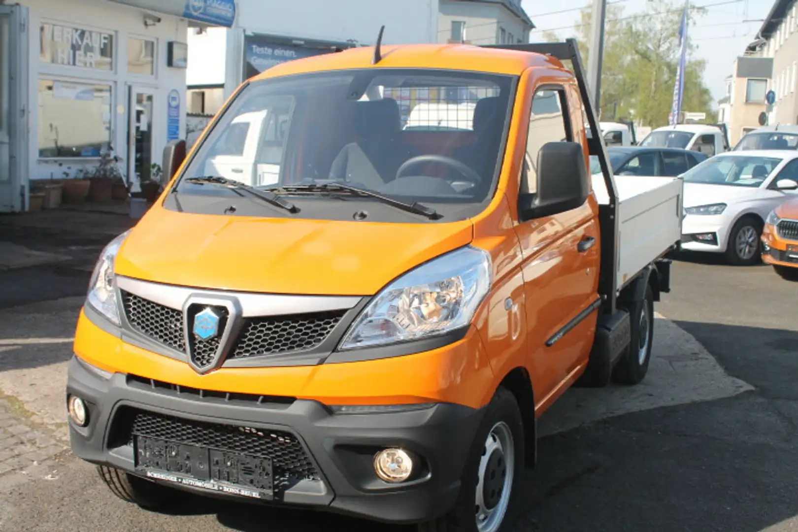Piaggio Porter NP6 Kipper 220 Klima 2025 SOFORT !!!! Orange - 1