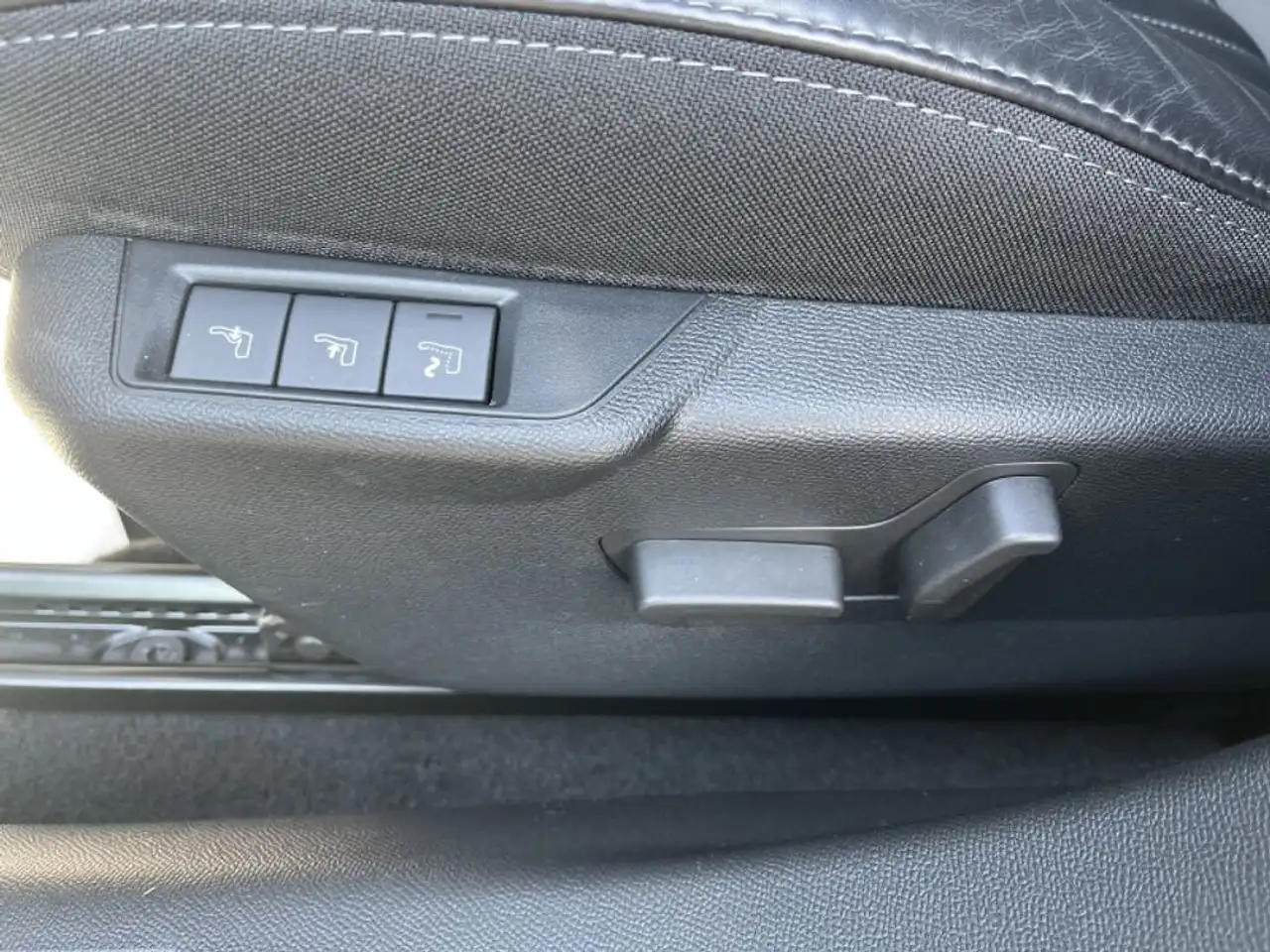 Peugeot 2008 2008 — photo 19