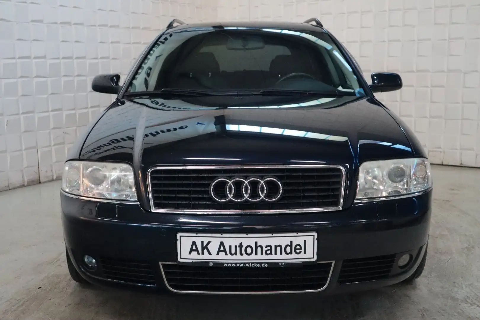 Audi A6 Avant 2.5 TDI Xenon KlimaAut. SHZ PDC 8-fach Blau - 2