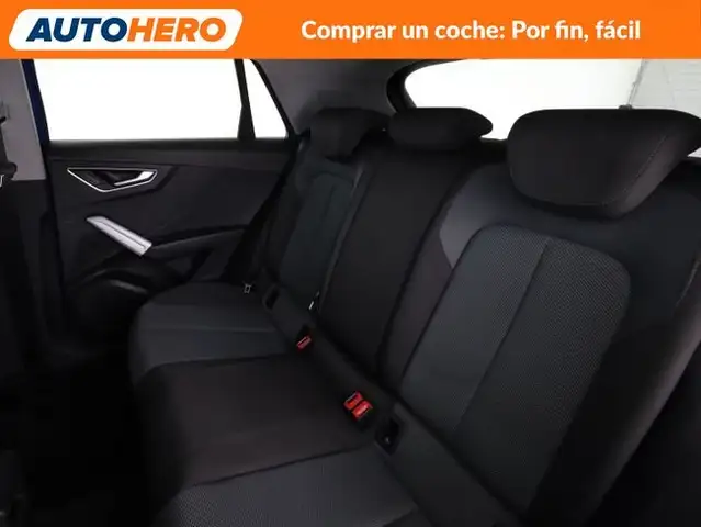 Audi Q2 view 15