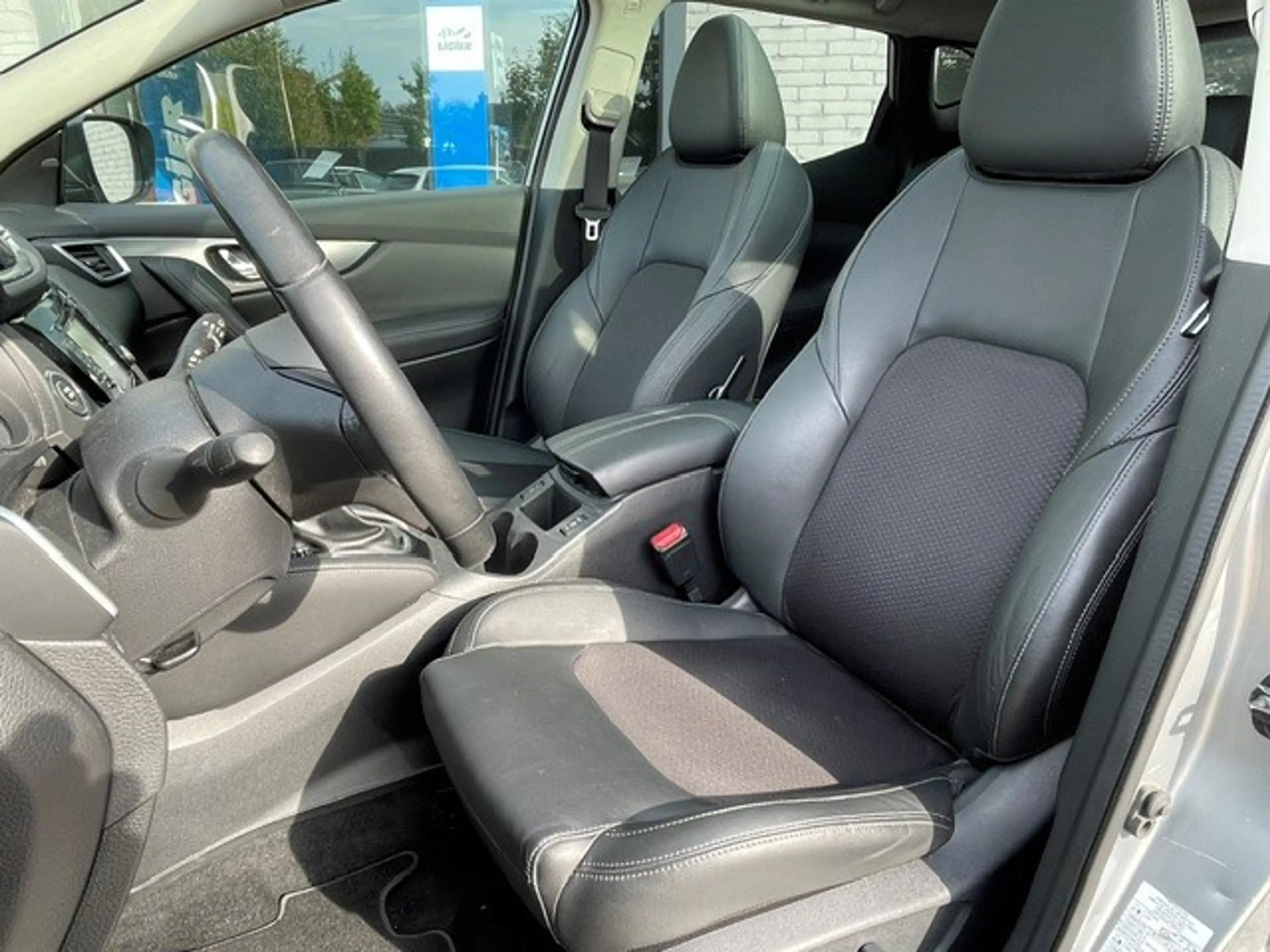 Nissan Qashqai 1.2 Tekna + | Pano dak | Half leer | 360 Camera — photo 10