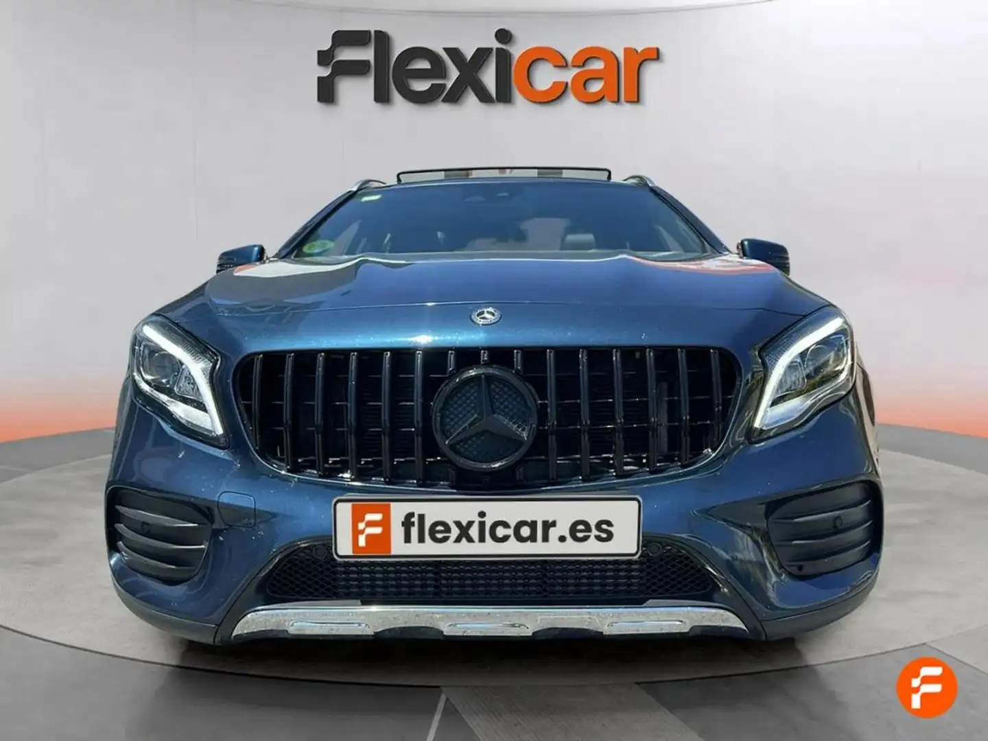 Mercedes-Benz GLA 200 d Amarillo - 2
