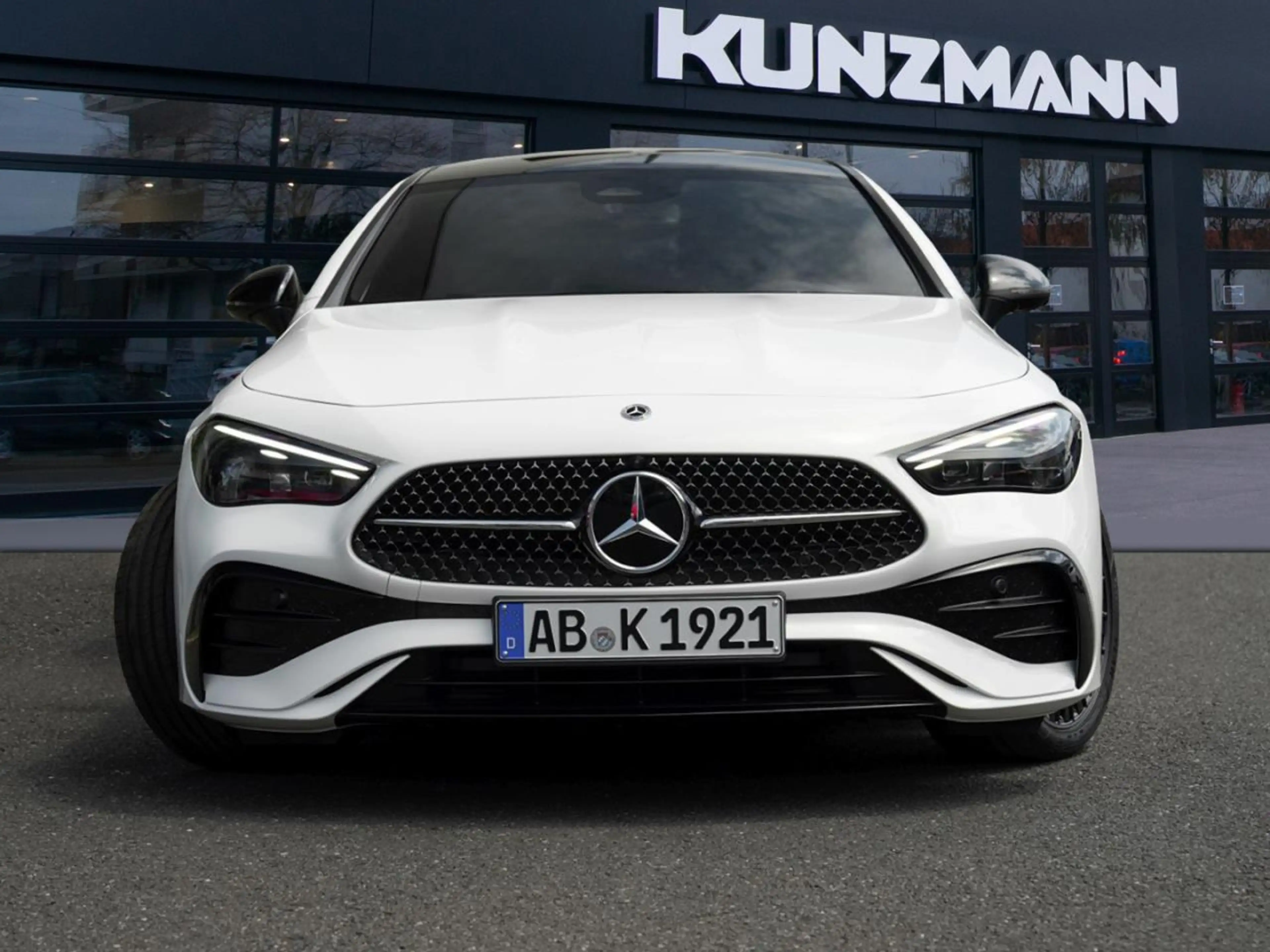 Mercedes-Benz CLE 220 d Coupé AMG Night Distronic Panorama 360° — photo 2