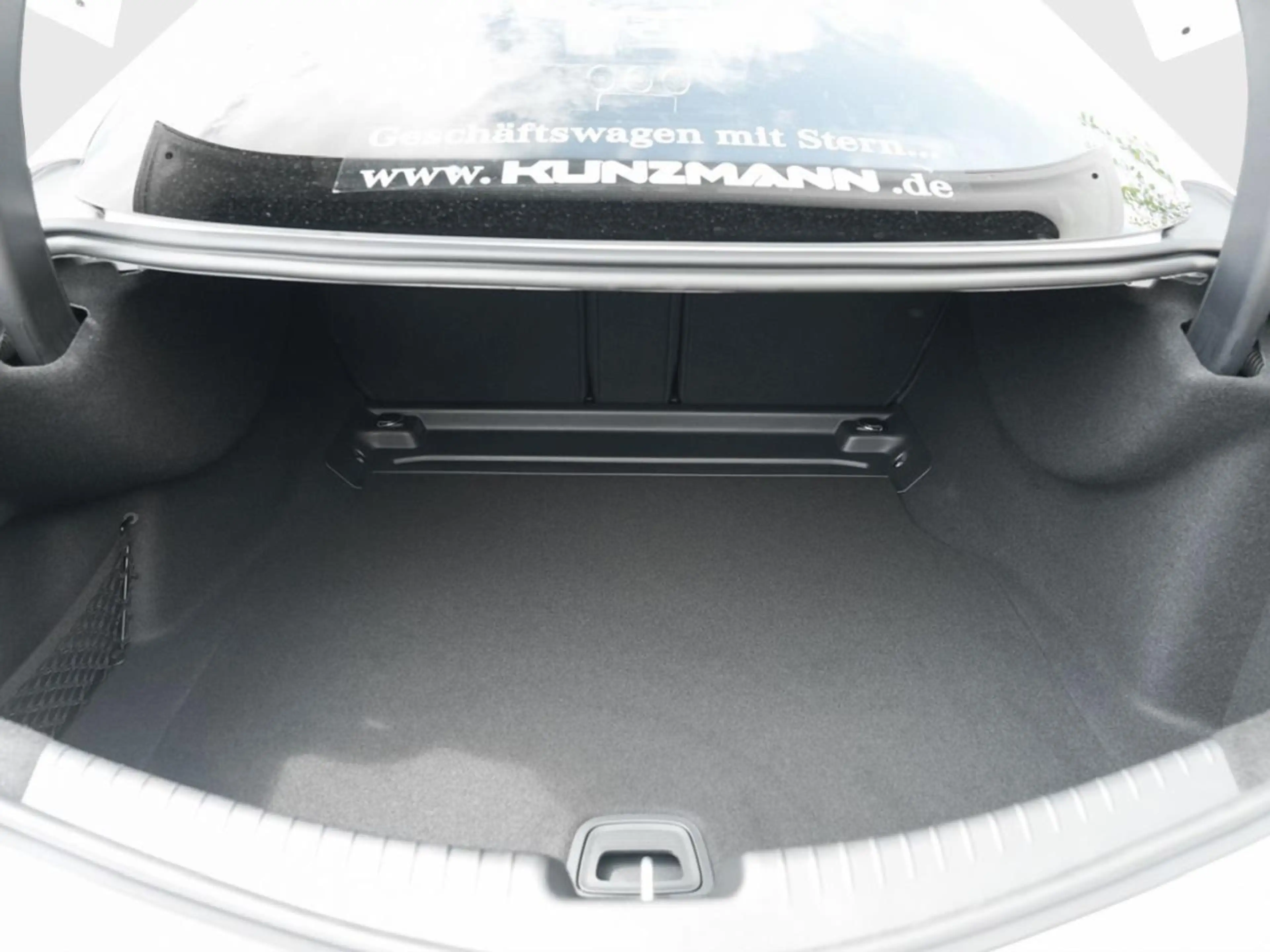 Mercedes-Benz CLE 220 d Coupé AMG Night Distronic Panorama 360° — photo 6