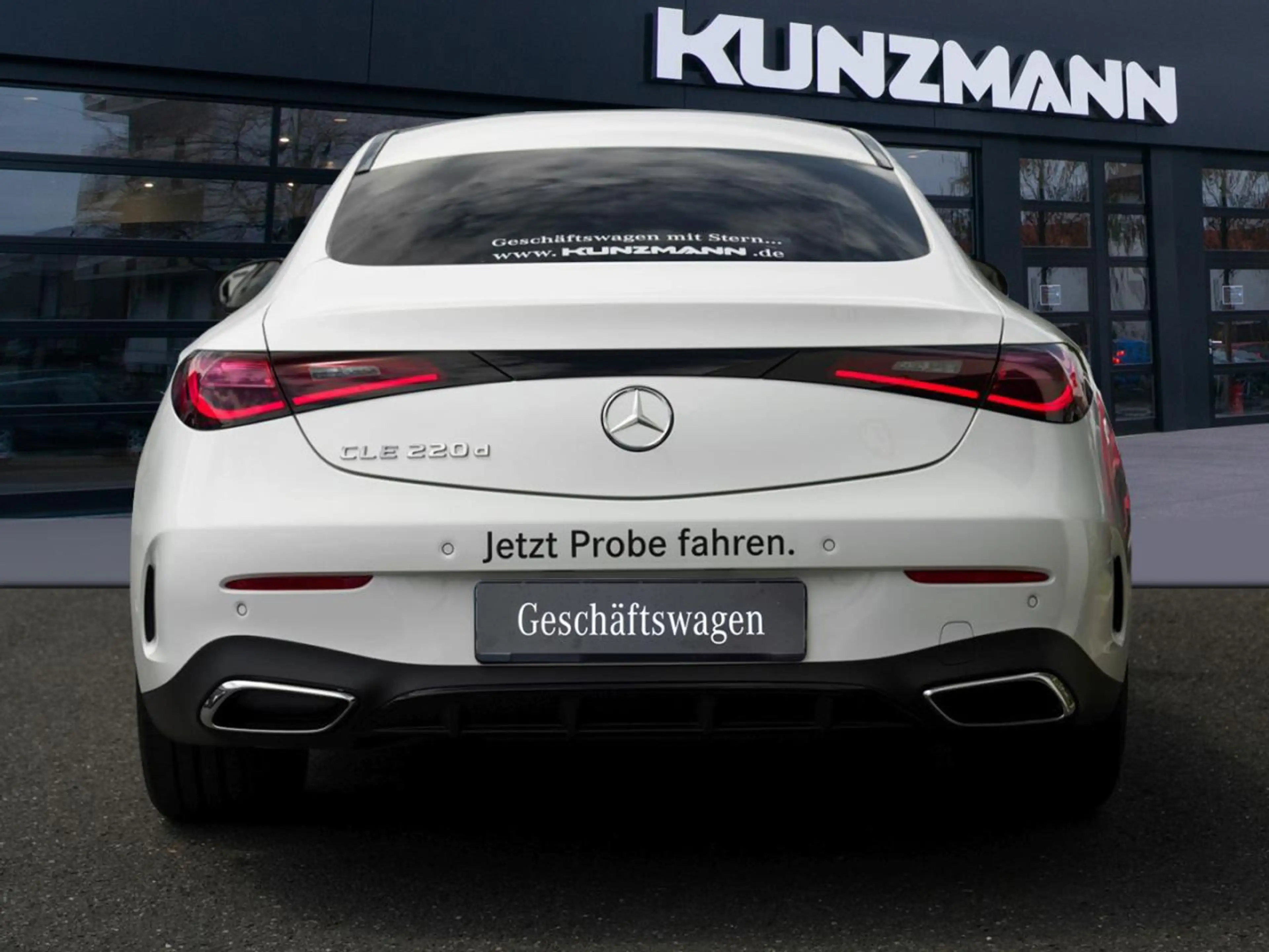Mercedes-Benz CLE 220 d Coupé AMG Night Distronic Panorama 360° — photo 4