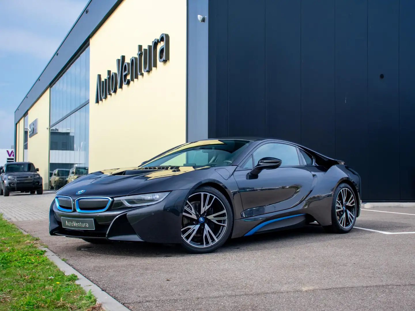 BMW i8 1.5 l Camera l Comfort Access l LED l Head-Up l Dr Grijs - 2