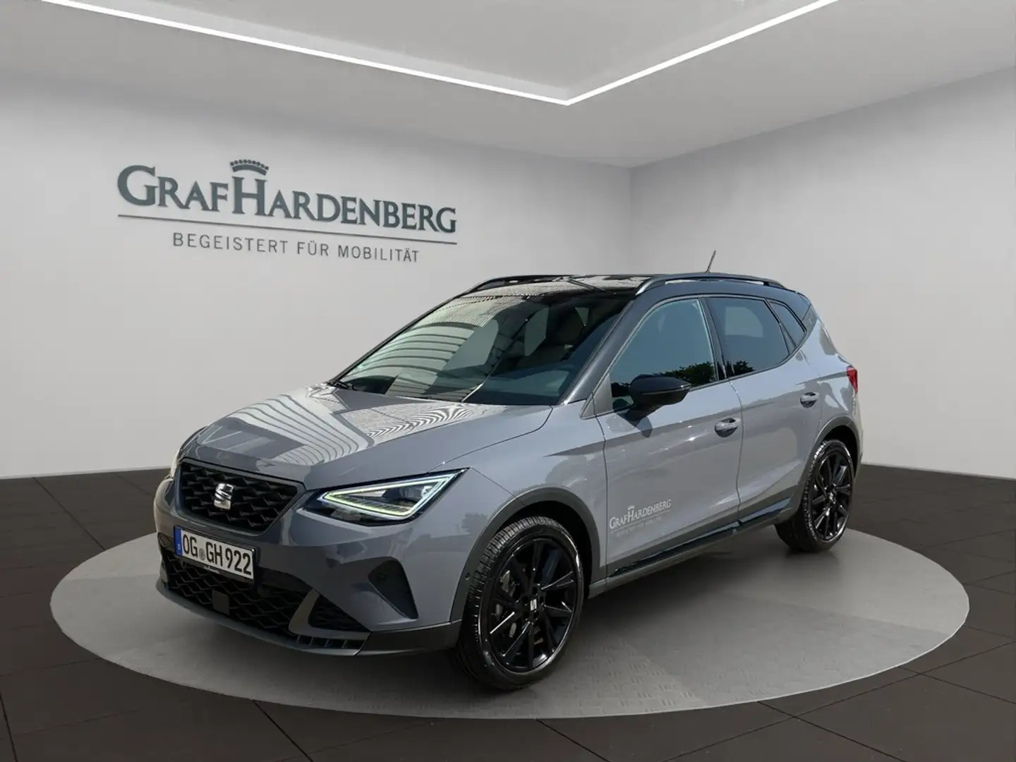 SEAT Arona 1,0 TSI DSG FR Grau - 1