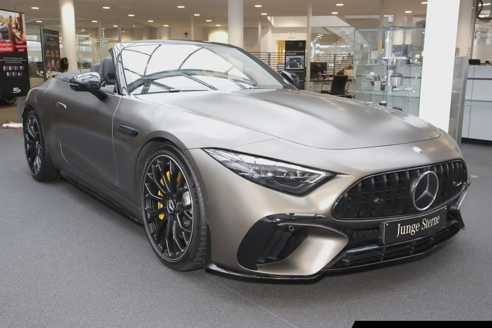 Mercedes-Benz SL 63 AMG AMG SL 63 4M+ Night/Distr/AerodynPak/Perf-Sitze Gris - 2