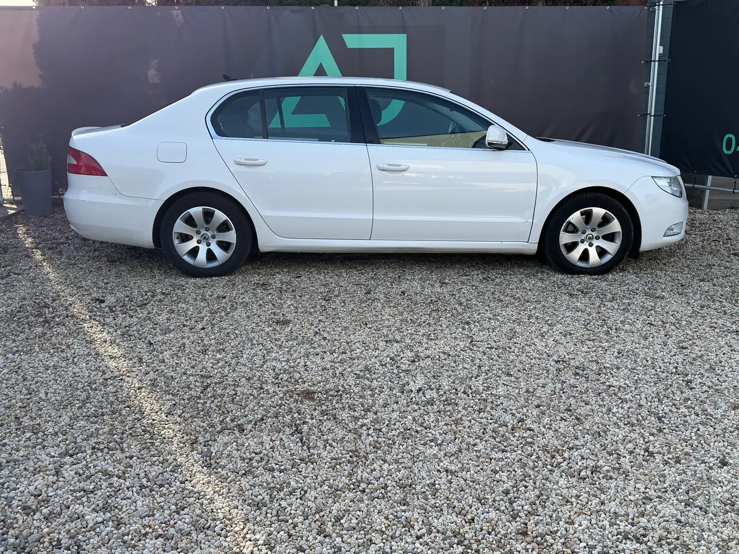 Skoda Superb Superb 1.6 CR TDi * EURO 5 * Blanc - 1