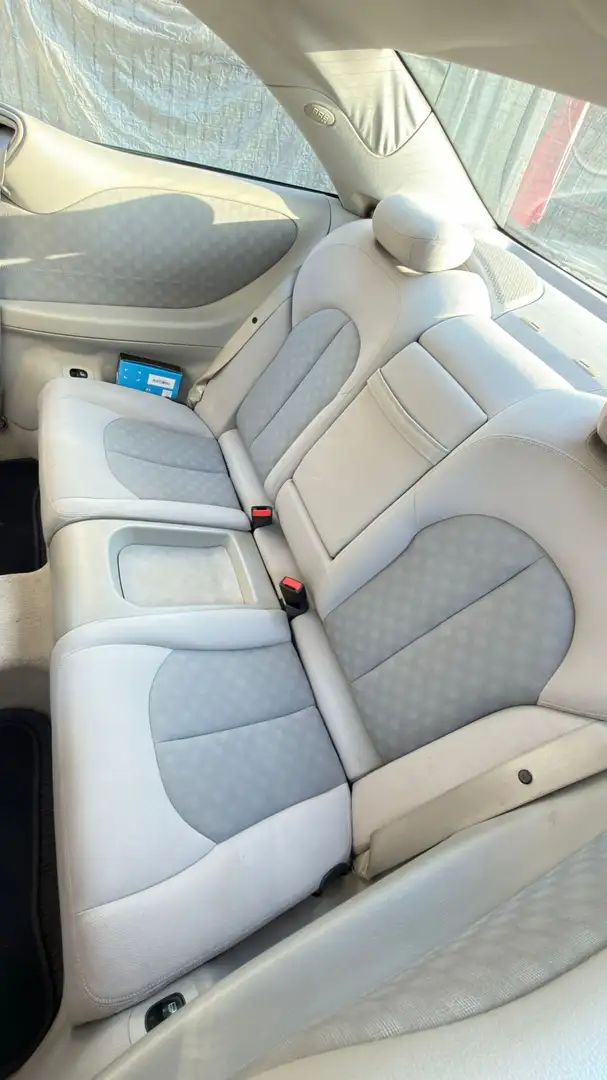 Mercedes-Benz CLK 270 CLK Coupe 270 cdi Avantgarde Silber - 1