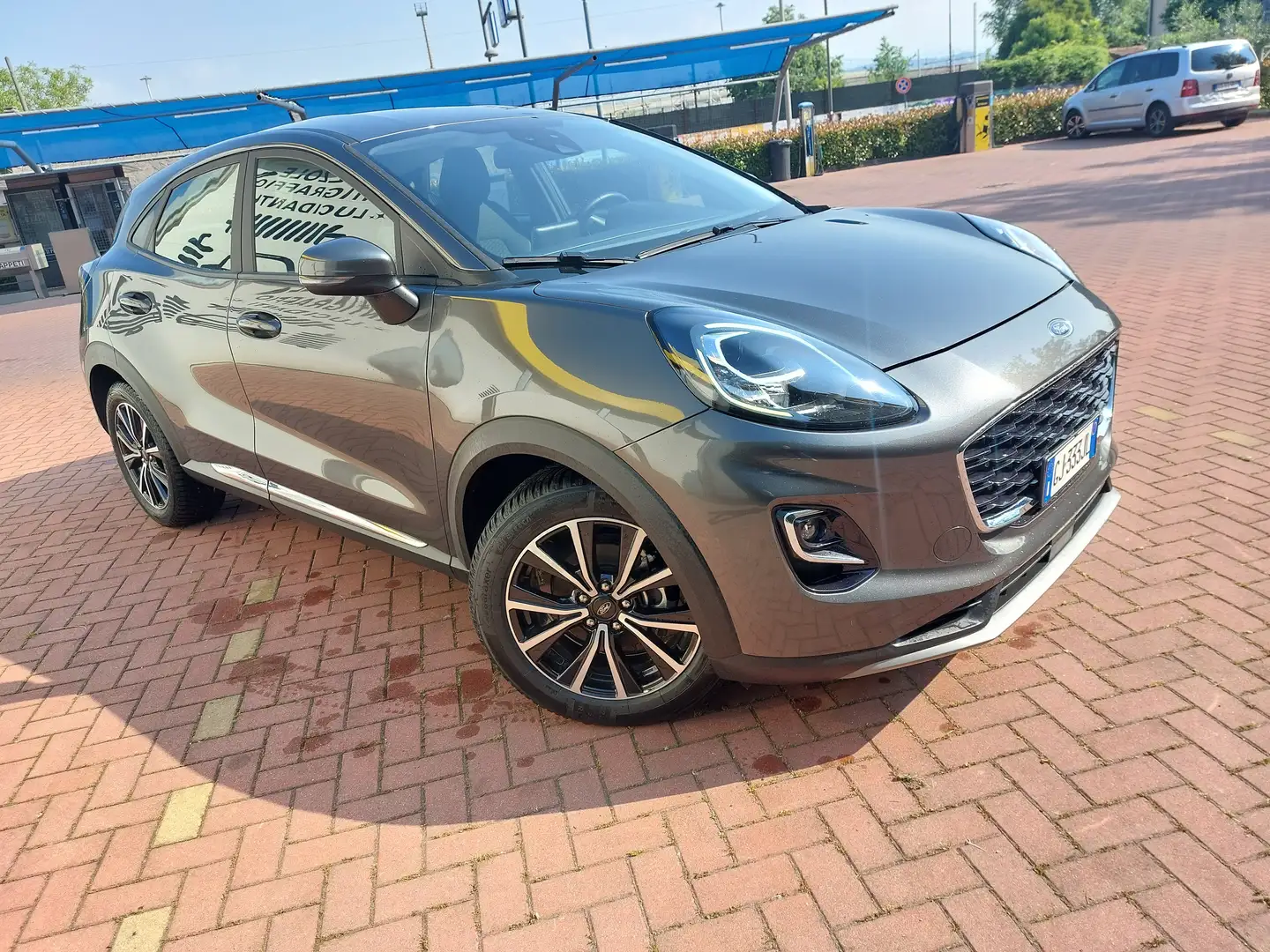 Ford Puma 5P / SUV 1.0 ECOBOOST HYBRID 125CV TITANIUM Grigio - 1