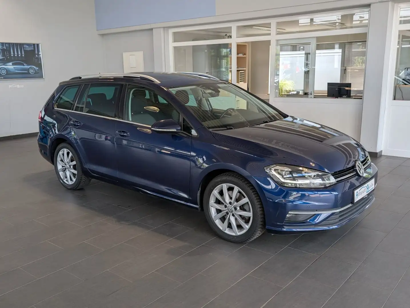Volkswagen Golf 2.0TDi DSG Highline*Panorama*LED*Standheizg Blauw - 1