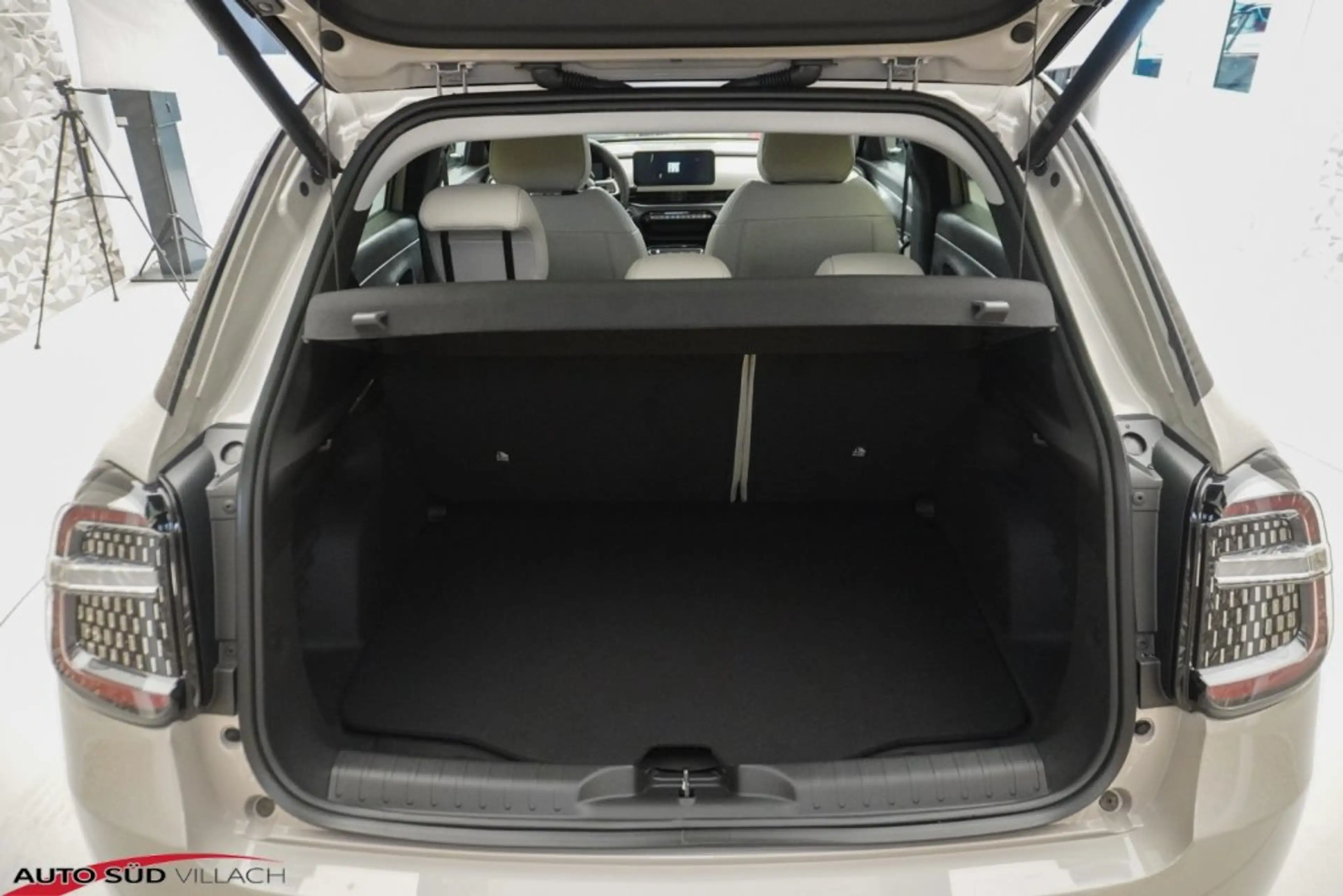 Fiat 600 Hybrid LA PRIMA 110 — photo 5