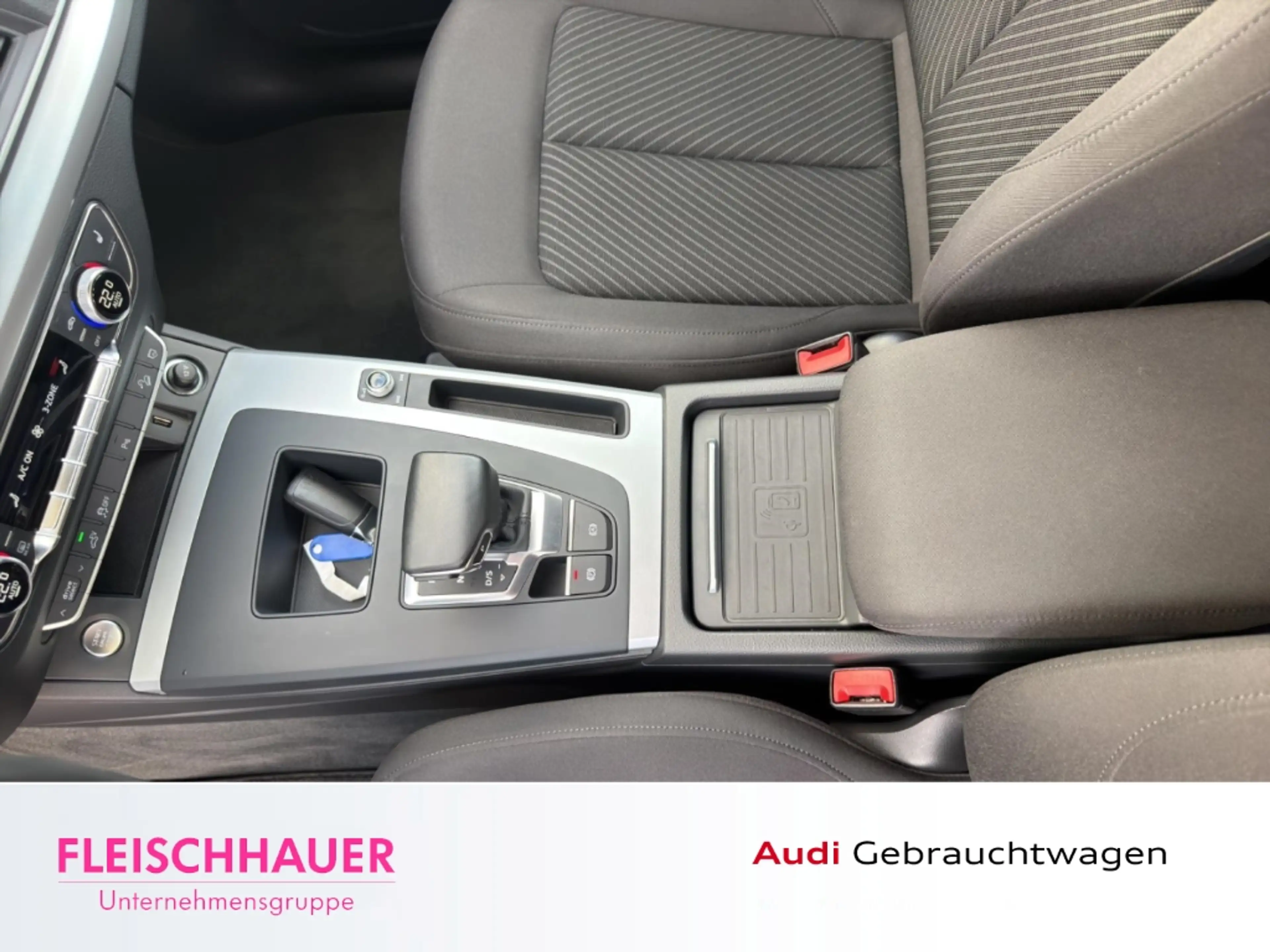 Audi Q5 50 TFSI e quattro advanced DSG+AHK+SHZ — photo 13