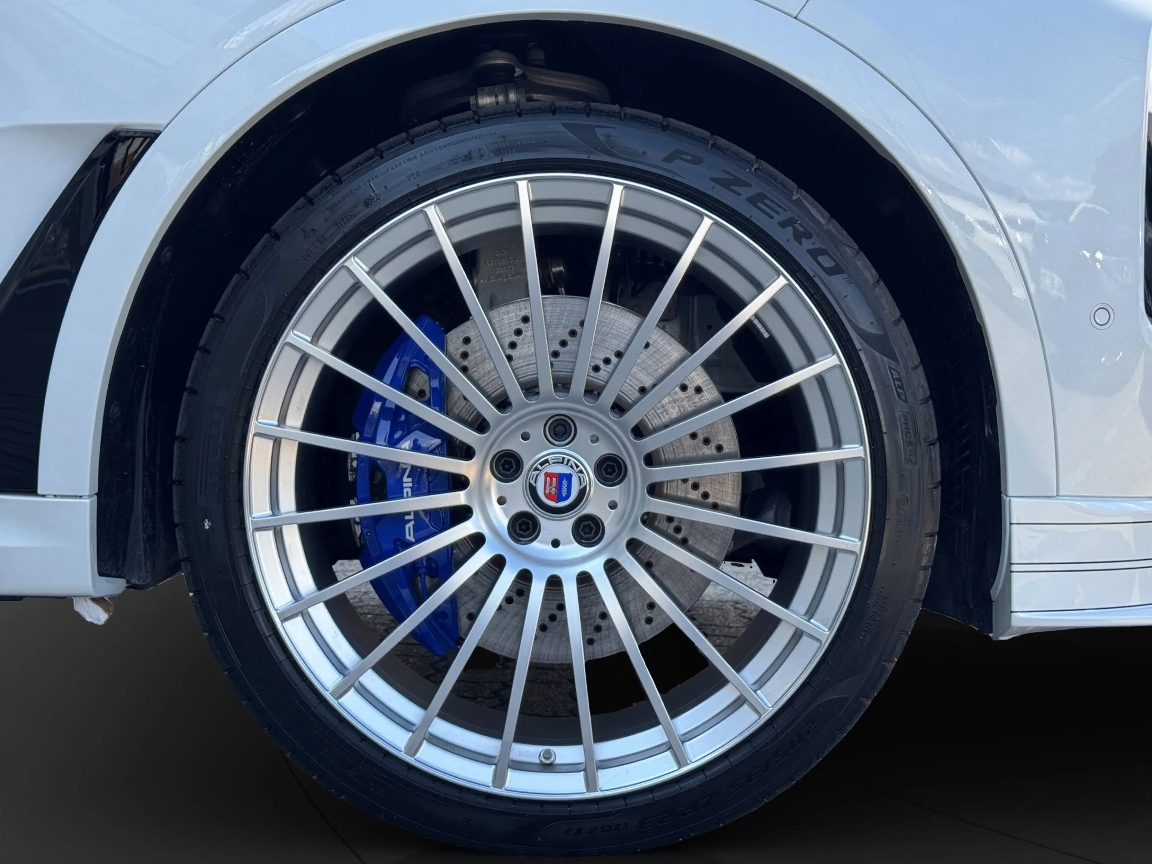 Alpina XB7 Manufaktur — photo 12
