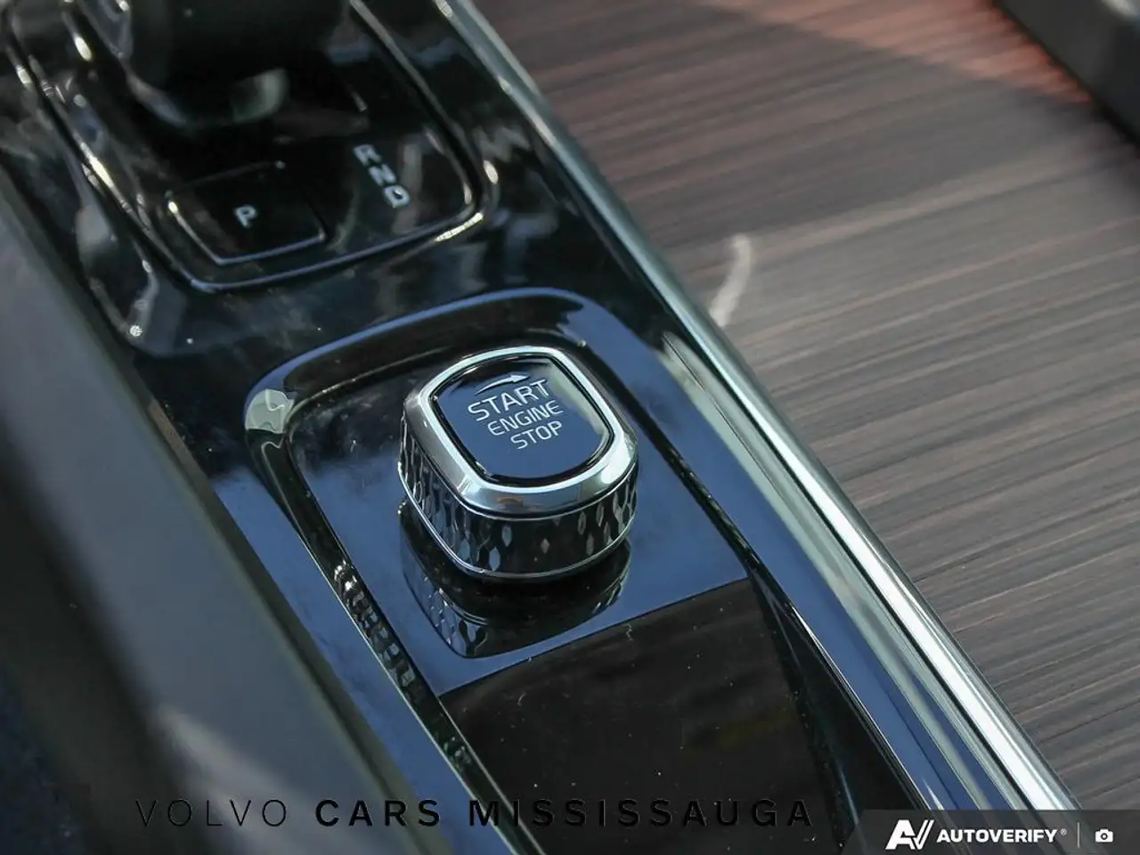 Volvo XC60 снимка Volvo XC60