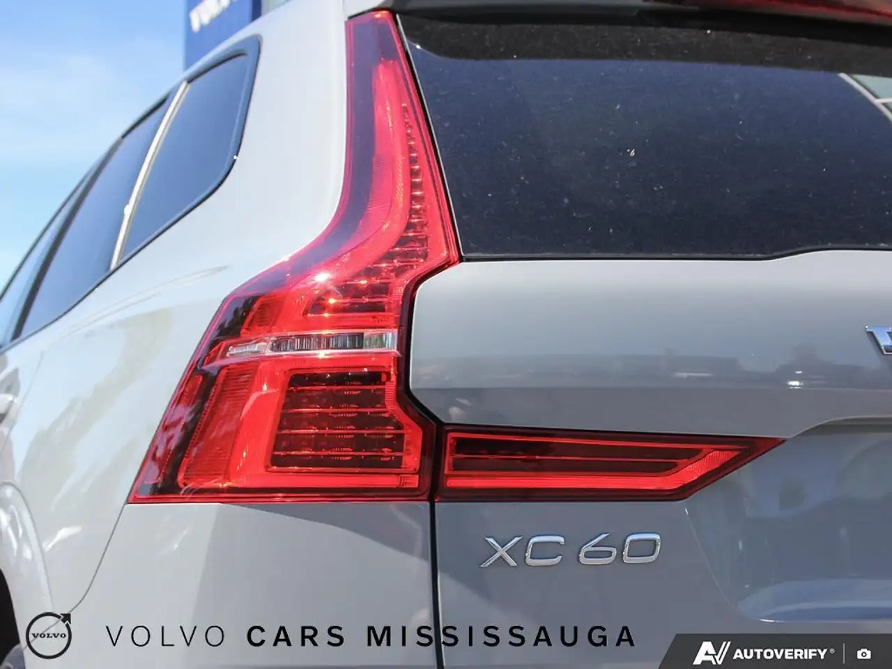 Volvo XC60 снимка Volvo XC60