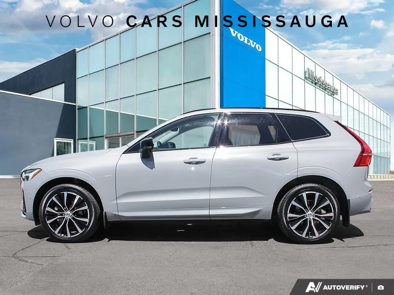 Volvo XC60 снимка Volvo XC60