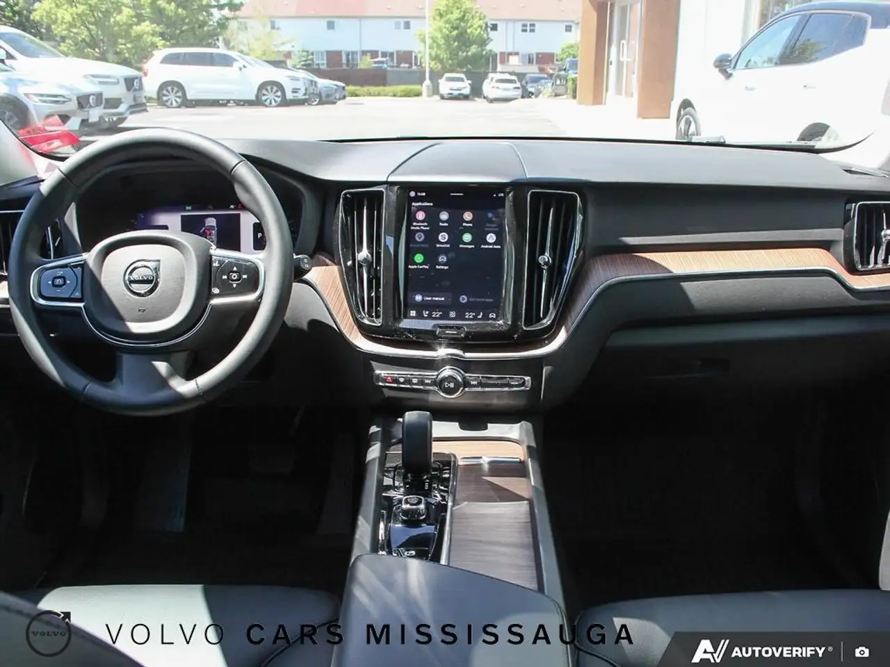 Volvo XC60 снимка Volvo XC60