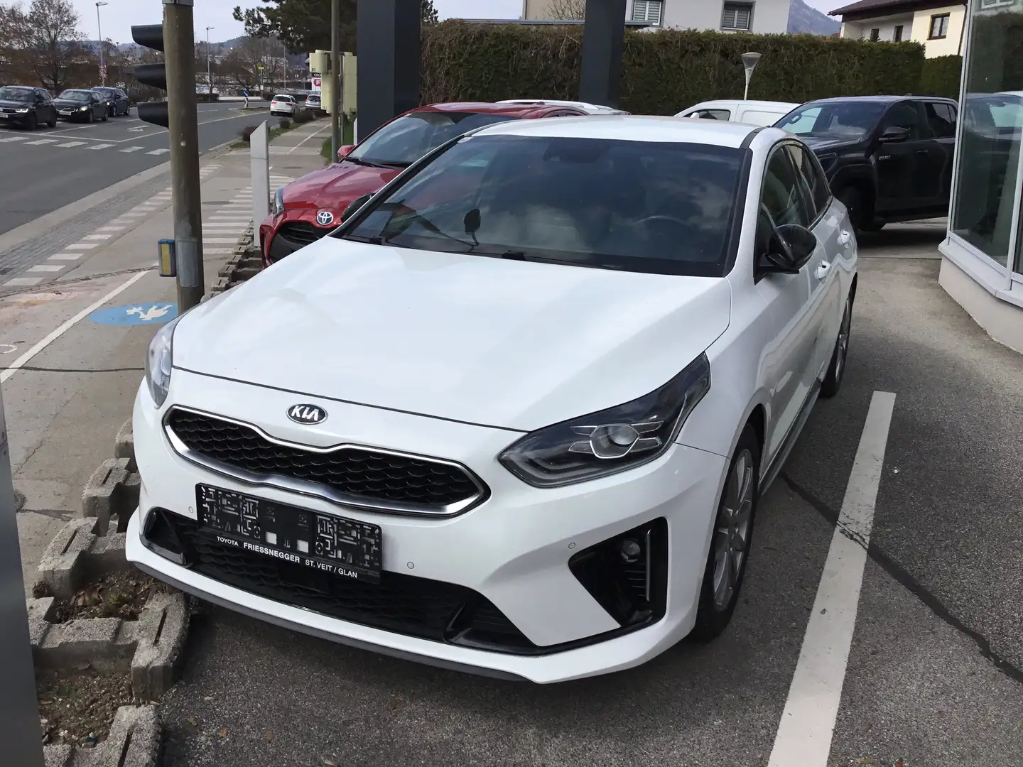 Kia ProCeed / pro_cee'd PROCEED/GT-LINE 1,6 CRDI SCR/H Weiß - 1