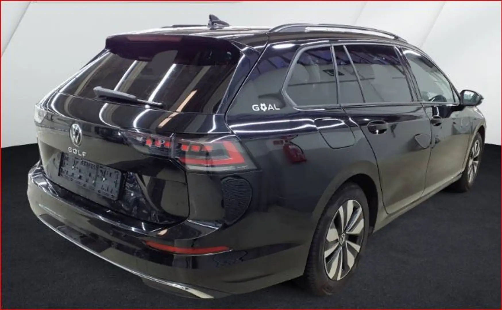Volkswagen Golf VIII Variant 2.0 TDI GOAL Matrix AHK 360° Schwarz - 2