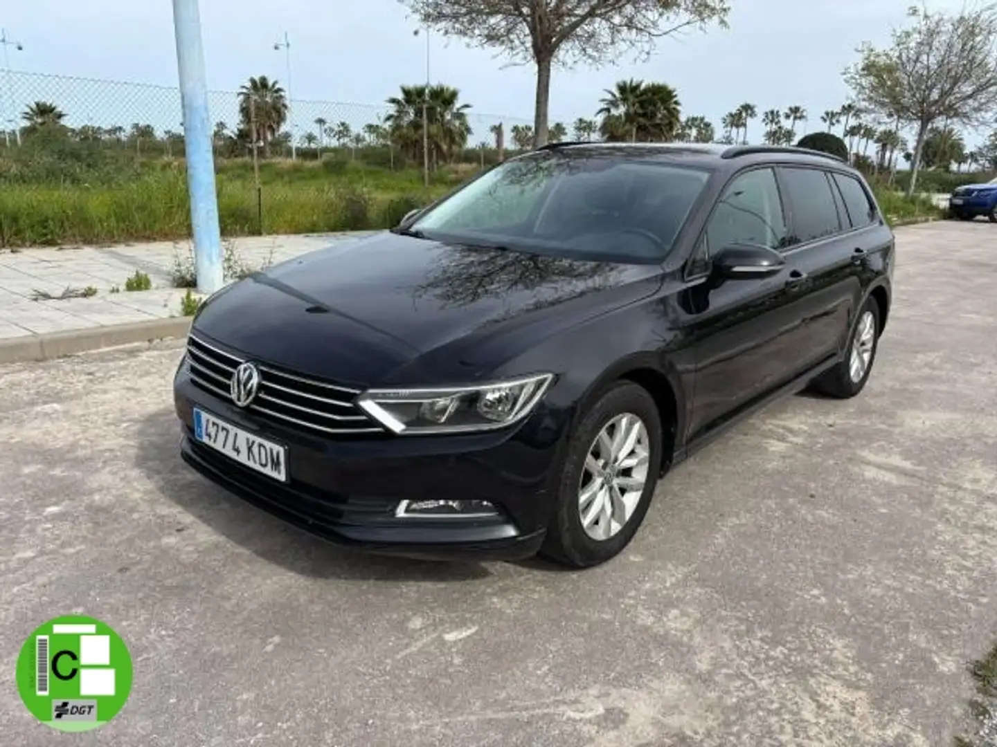 Volkswagen Passat Variant 1.6TDI Edition 88kW Zwart - 2