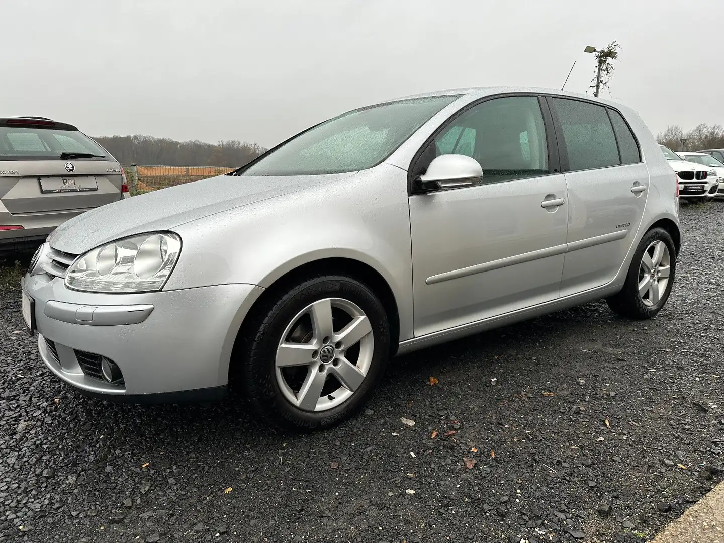 Volkswagen Golf V Lim. United*SHZ*KLIMA*PDC*1 HAND*MFL* Silber - 1