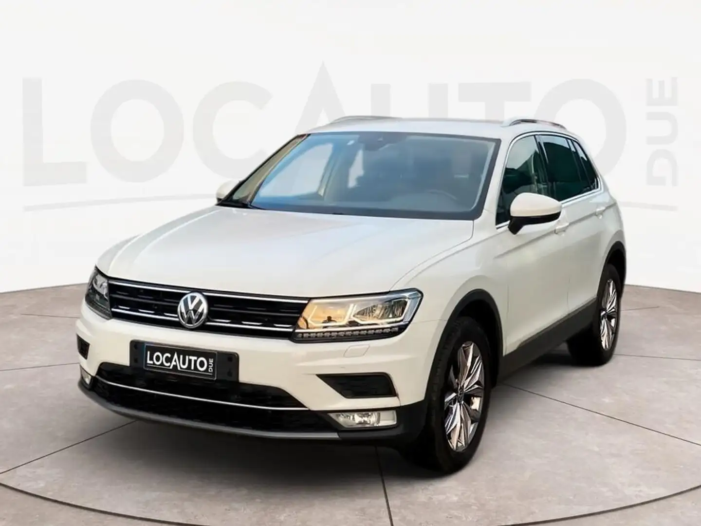 Volkswagen Tiguan 2.0 tsi Executive 4motion 180cv dsg Bianco - 1