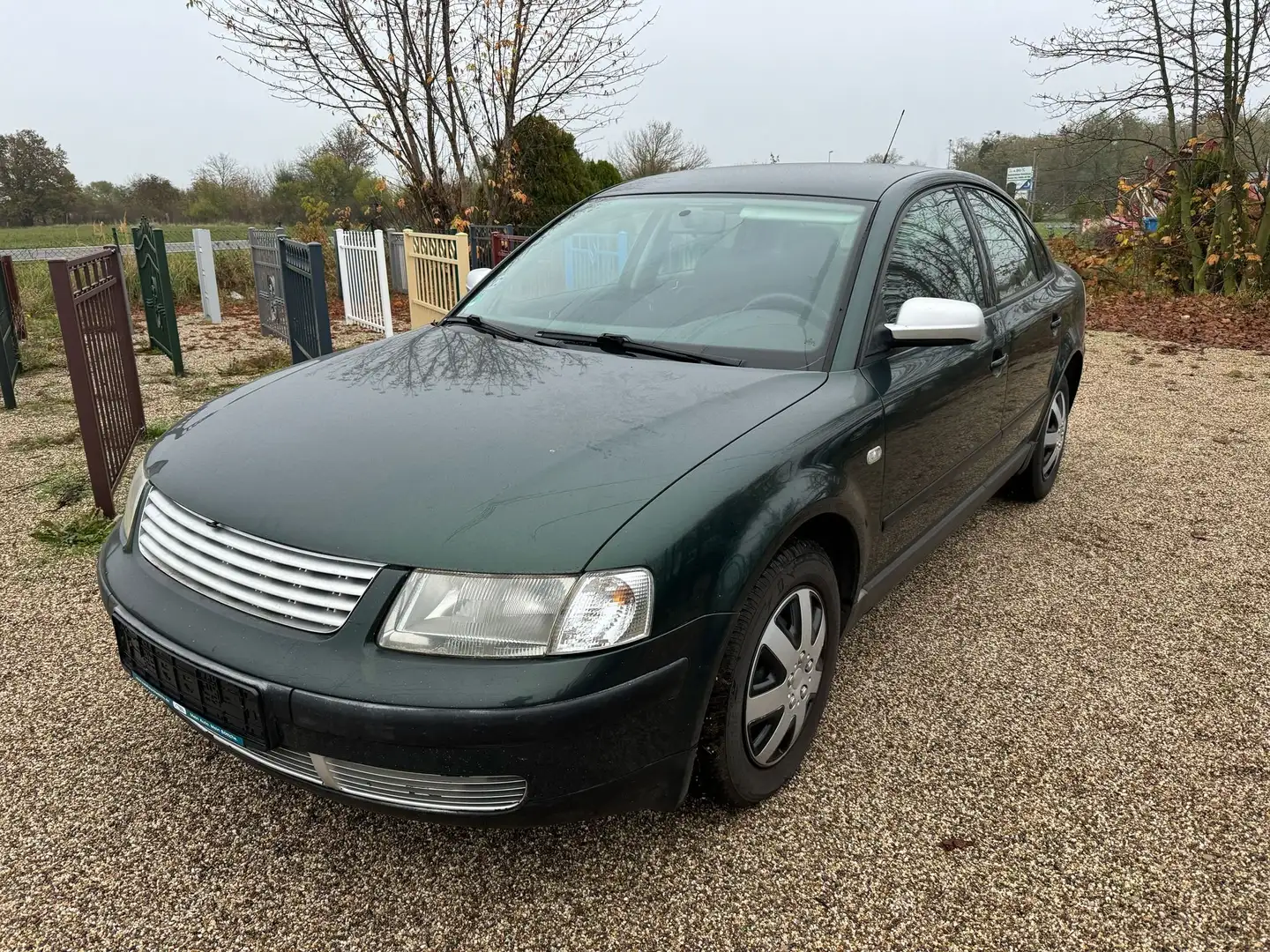 Volkswagen Passat 1.6 Comfortline Verde - 1