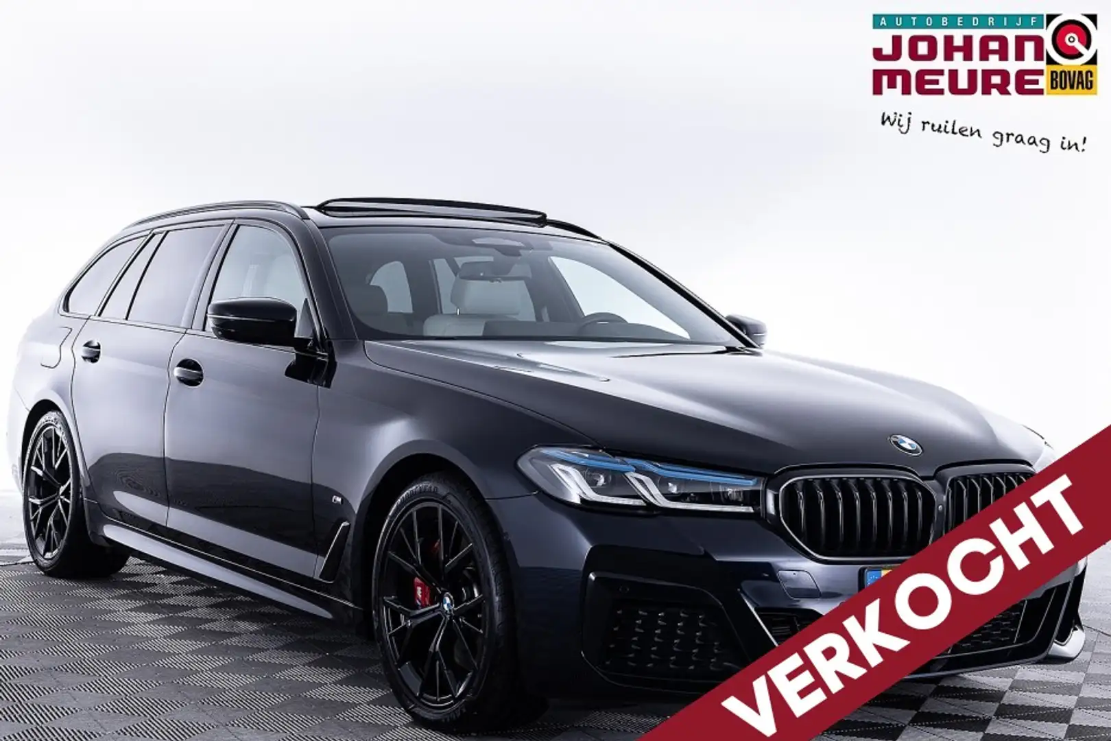 BMW 530 i Touring High Executive Edition | PANORAMA | CARB Nero - 1