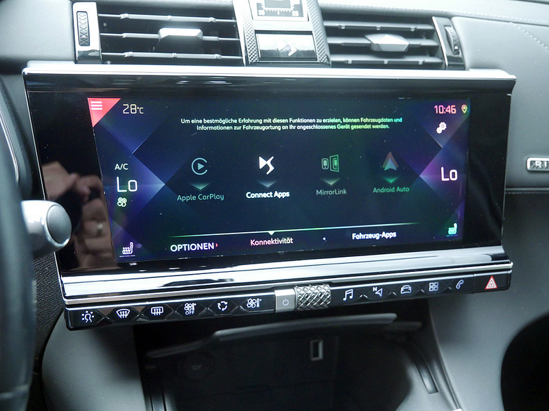 DS Automobiles DS 7 Crossback Be Chic PureTech 225 LED PANO — photo 12