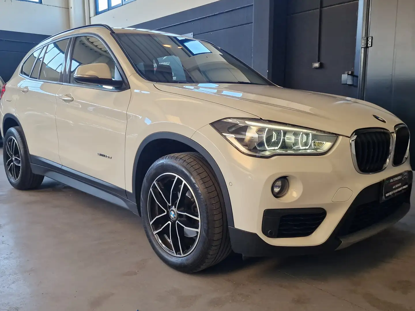 BMW X1 X1 sdrive18d Msport auto Bianco - 1