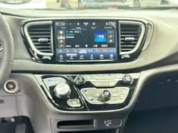 Chrysler Grand Caravan 2027 — фото 15
