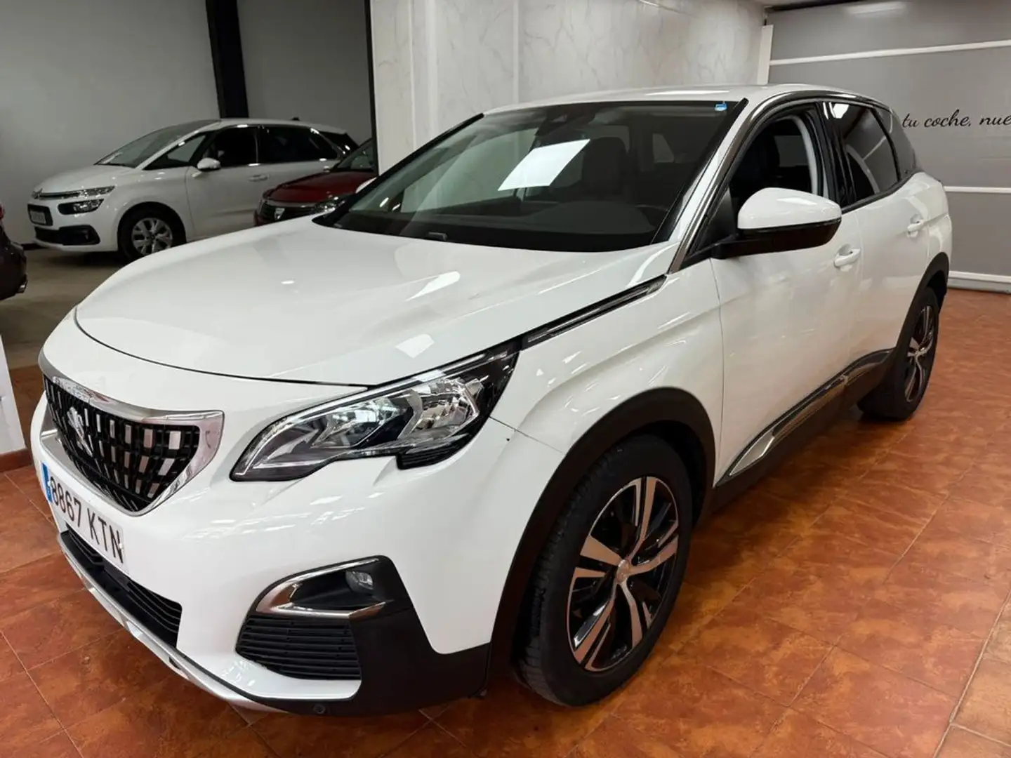 Peugeot 3008 1.5 BlueHDi 96kW 130CV SS Allure Weiß - 1