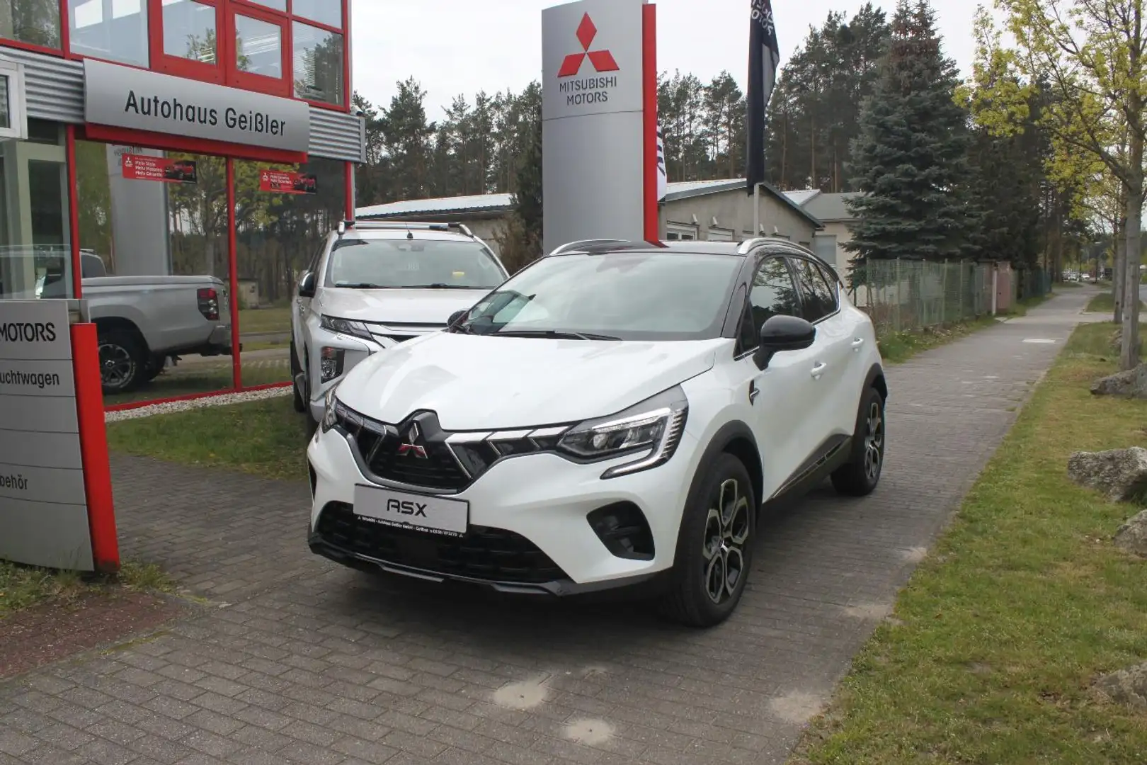 Mitsubishi ASX Select 1.6 Plug-in Hybrid Weiß - 1
