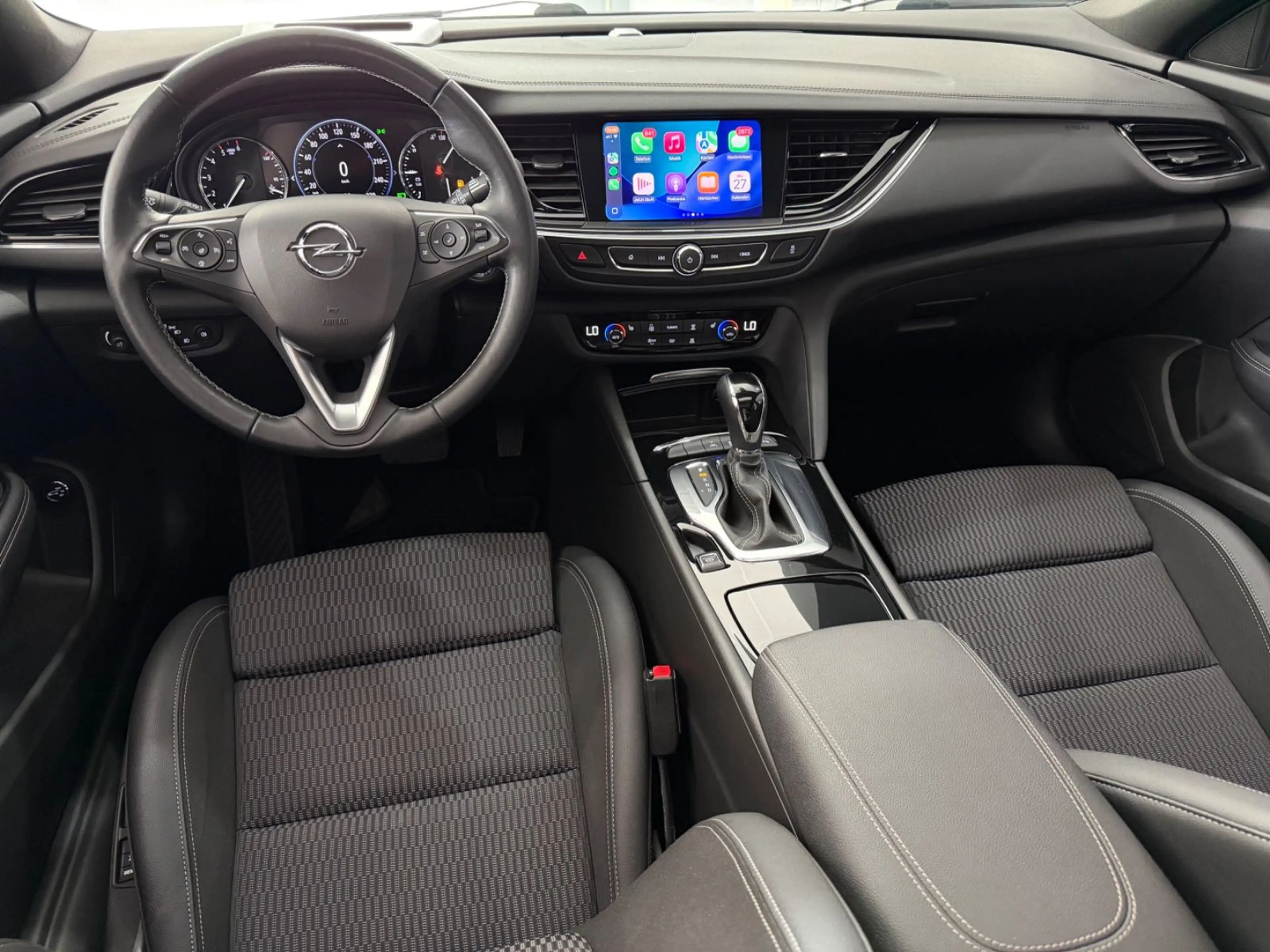 Opel Insignia B Sports Tourer Business*AHK*KAMERA* — photo 8